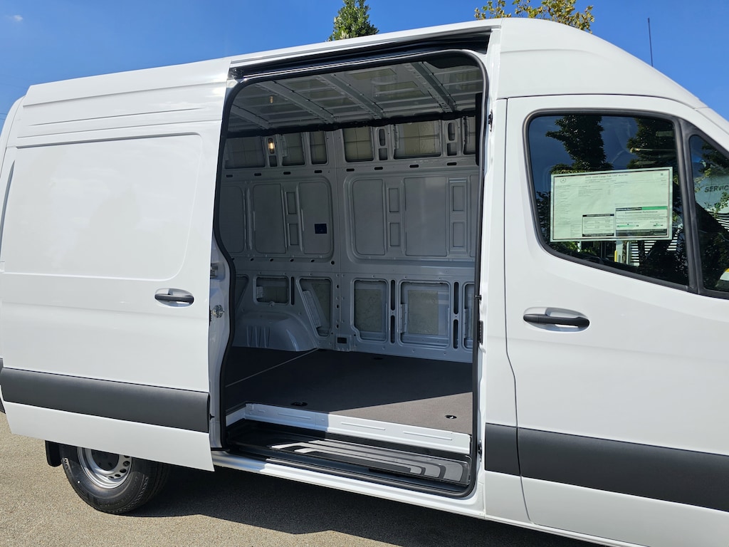New 2025 Mercedes-Benz Sprinter 2500 Cargo 144 WB Van Cargo Van