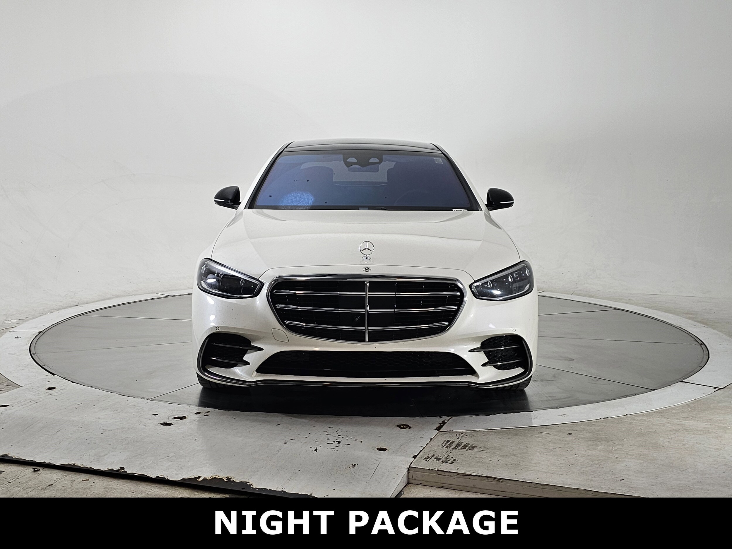 2023 Mercedes Benz S 580 photo 4