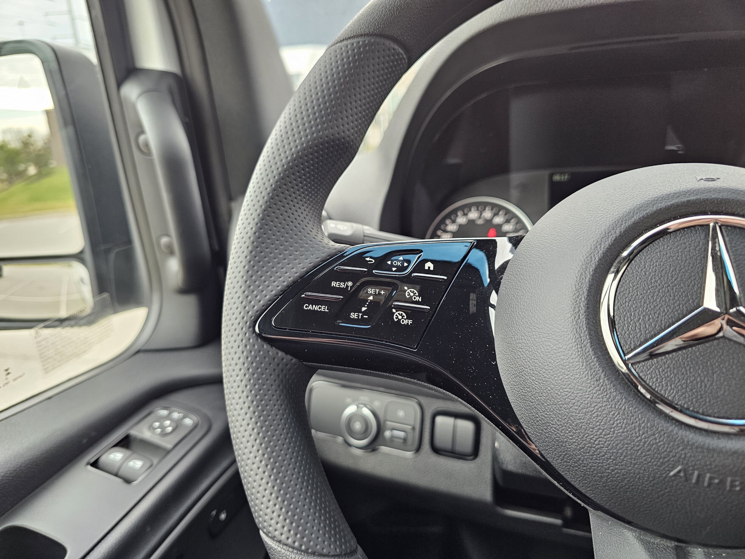 2025 Mercedes-Benz Sprinter Cargo Van Base - Photo 32