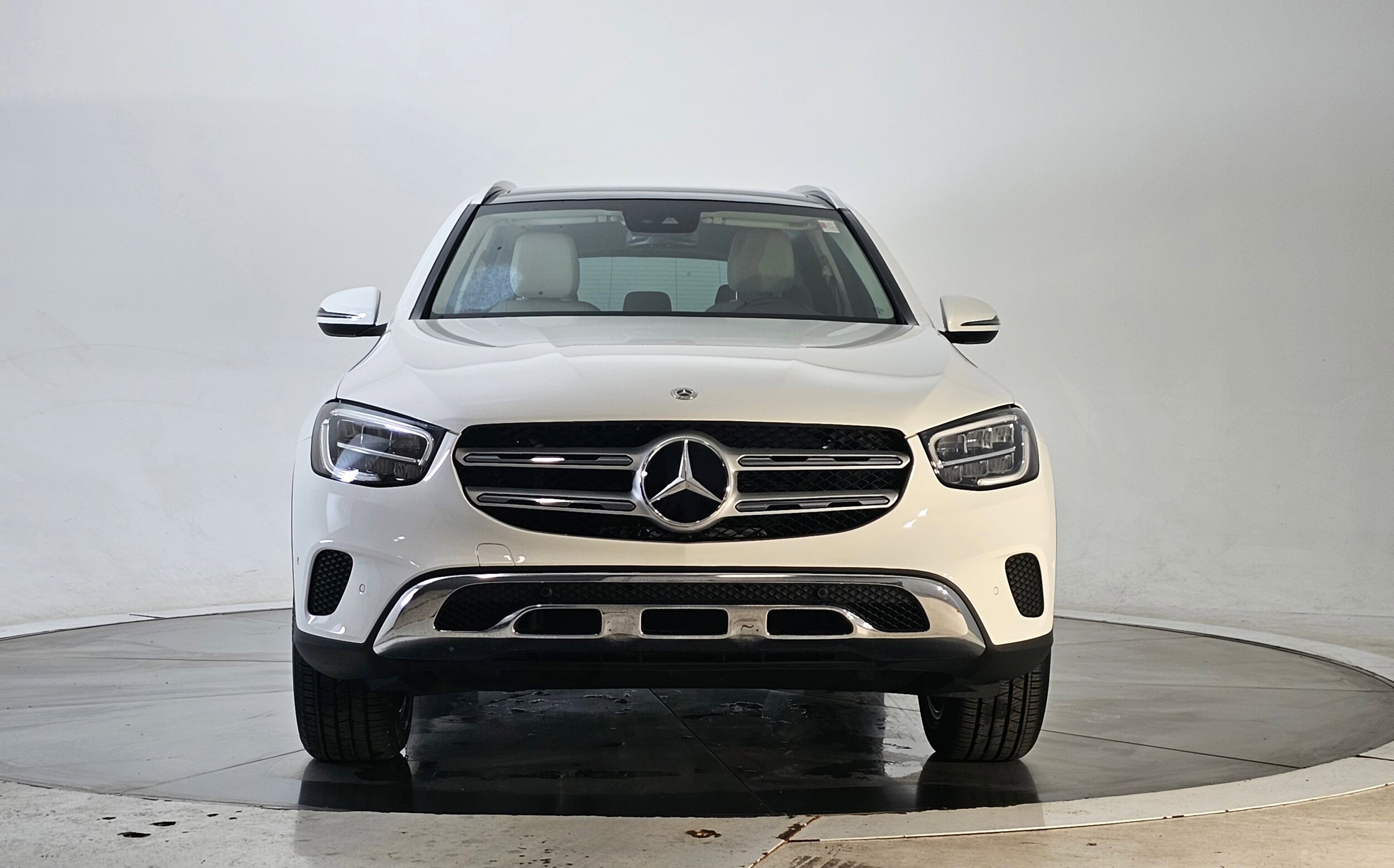 2022 Mercedes Benz GLC 300 4MATIC photo 4