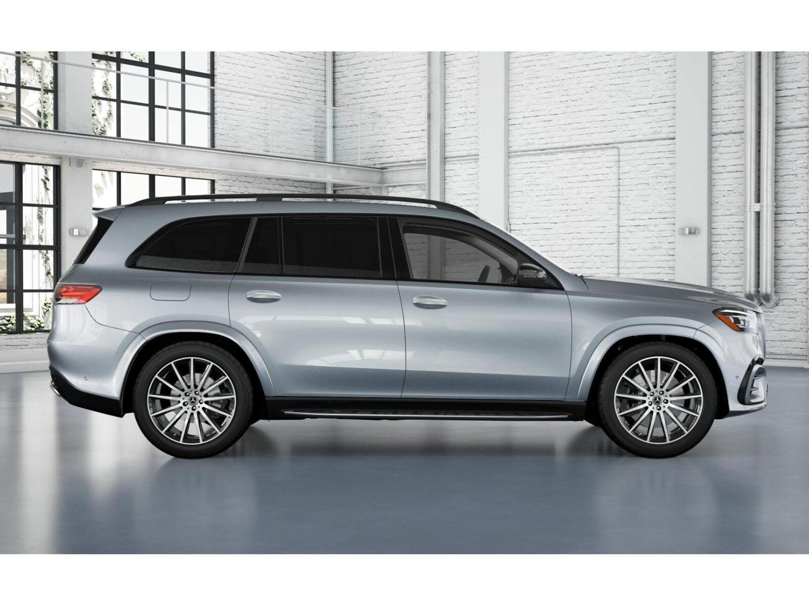 2026 Mercedes Benz GLS 450 4MATIC photo 2