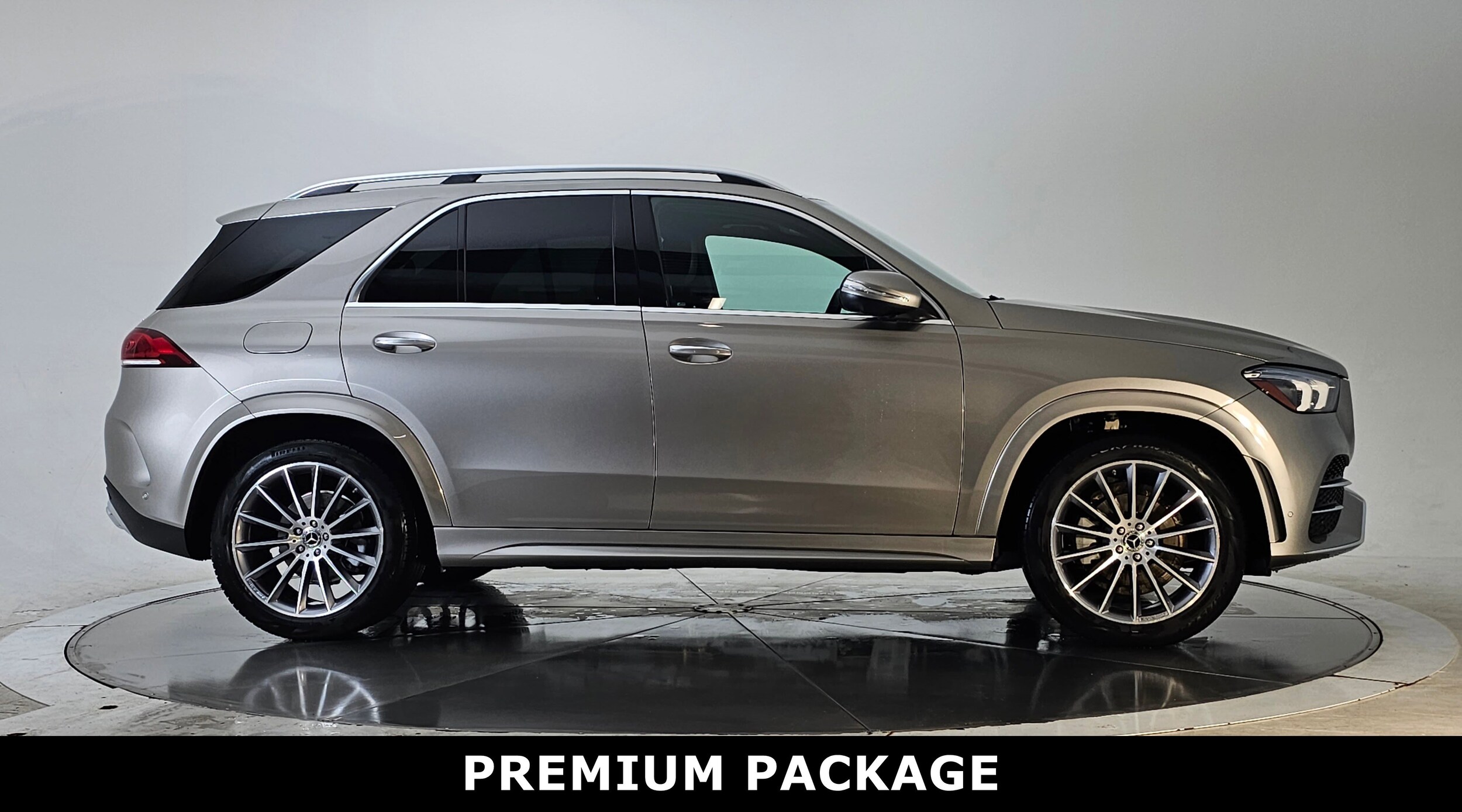 2023 Mercedes Benz GLE 350 4MATIC photo 3