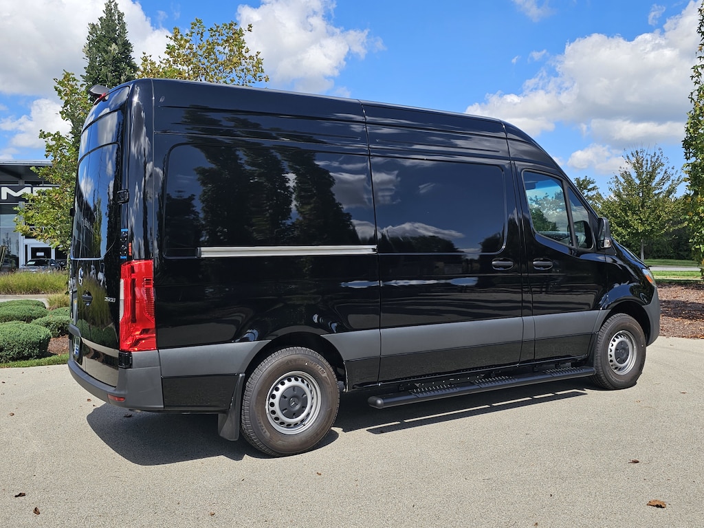 New 2024 Mercedes-Benz Sprinter 2500 Crew 144 WB Van