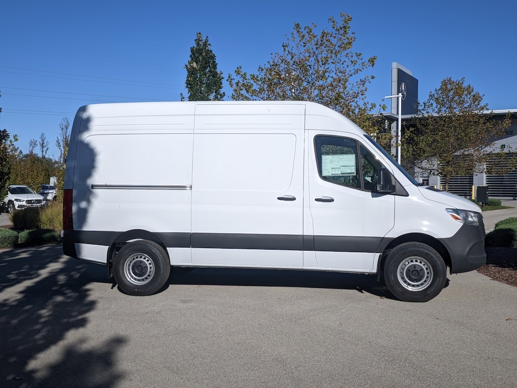 New 2024 Mercedes-Benz Sprinter 2500 Crew 144 WB Van