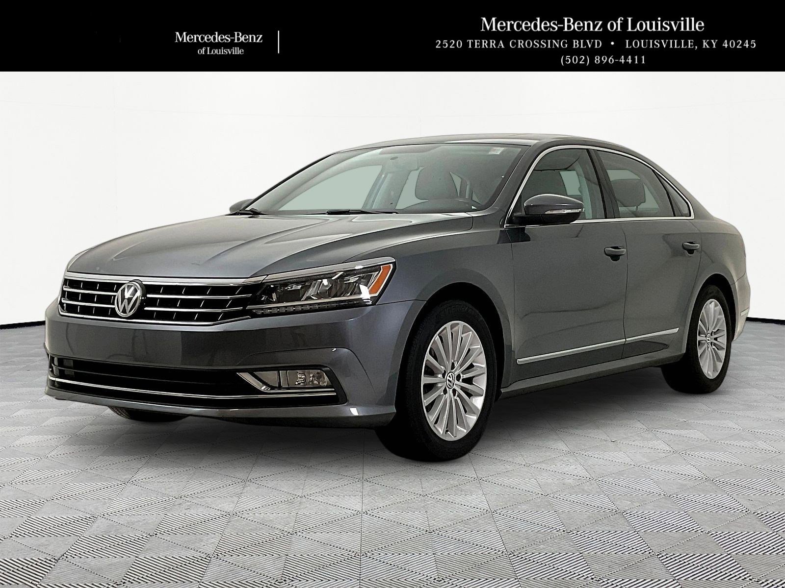 2017 Volkswagen Passat 1.8T SE Auto's photo