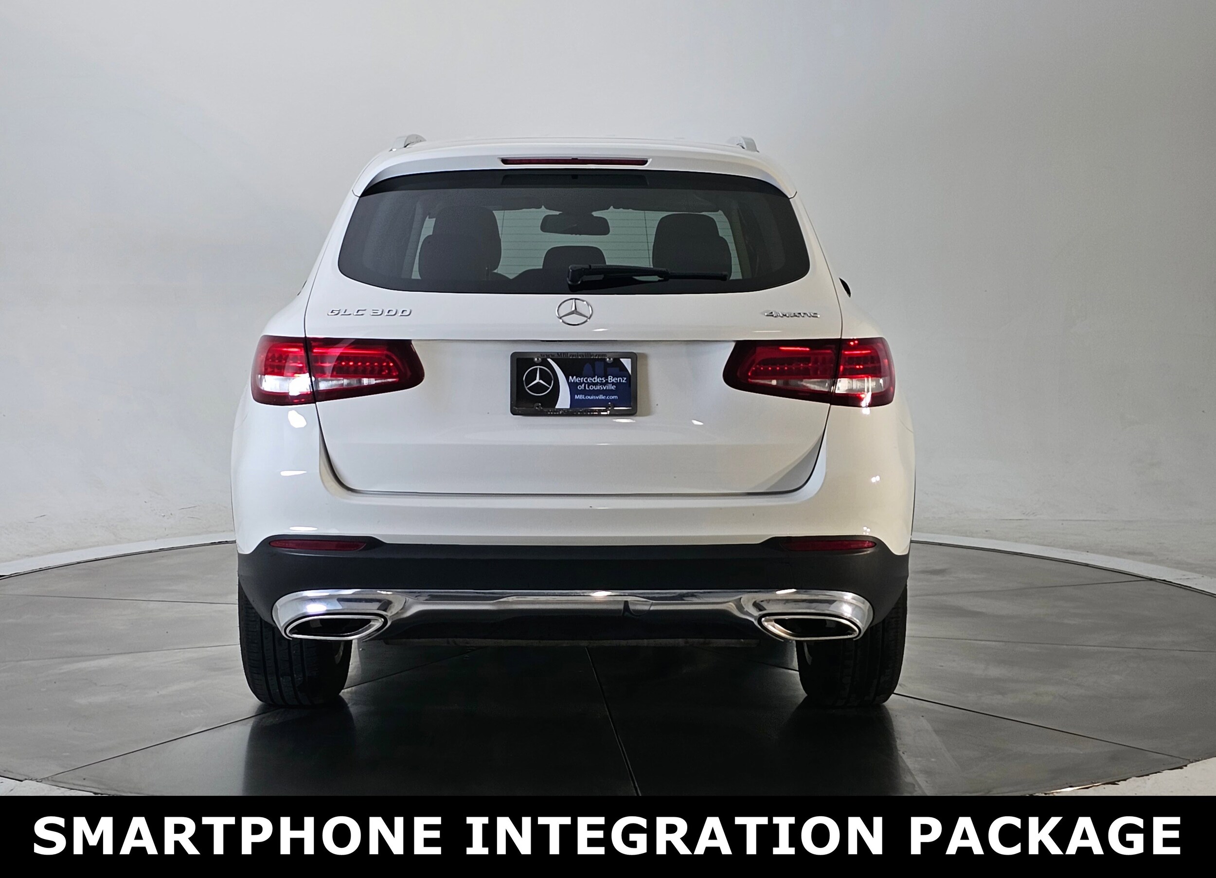 2018 Mercedes Benz GLC 300 4MATIC photo 4