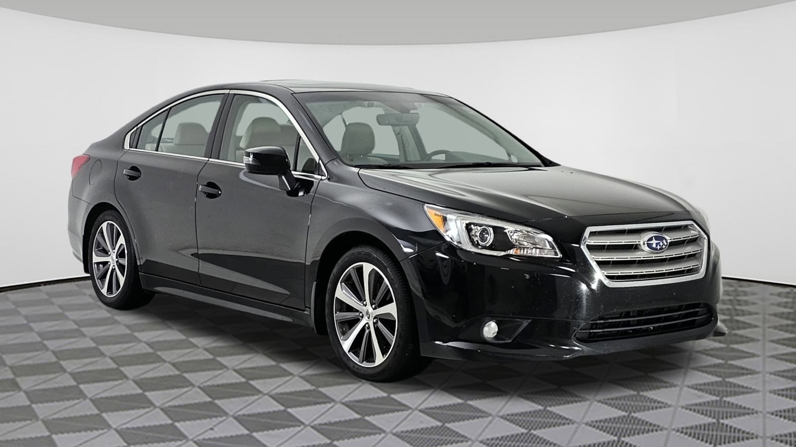 2017 Subaru Legacy Limited's photo