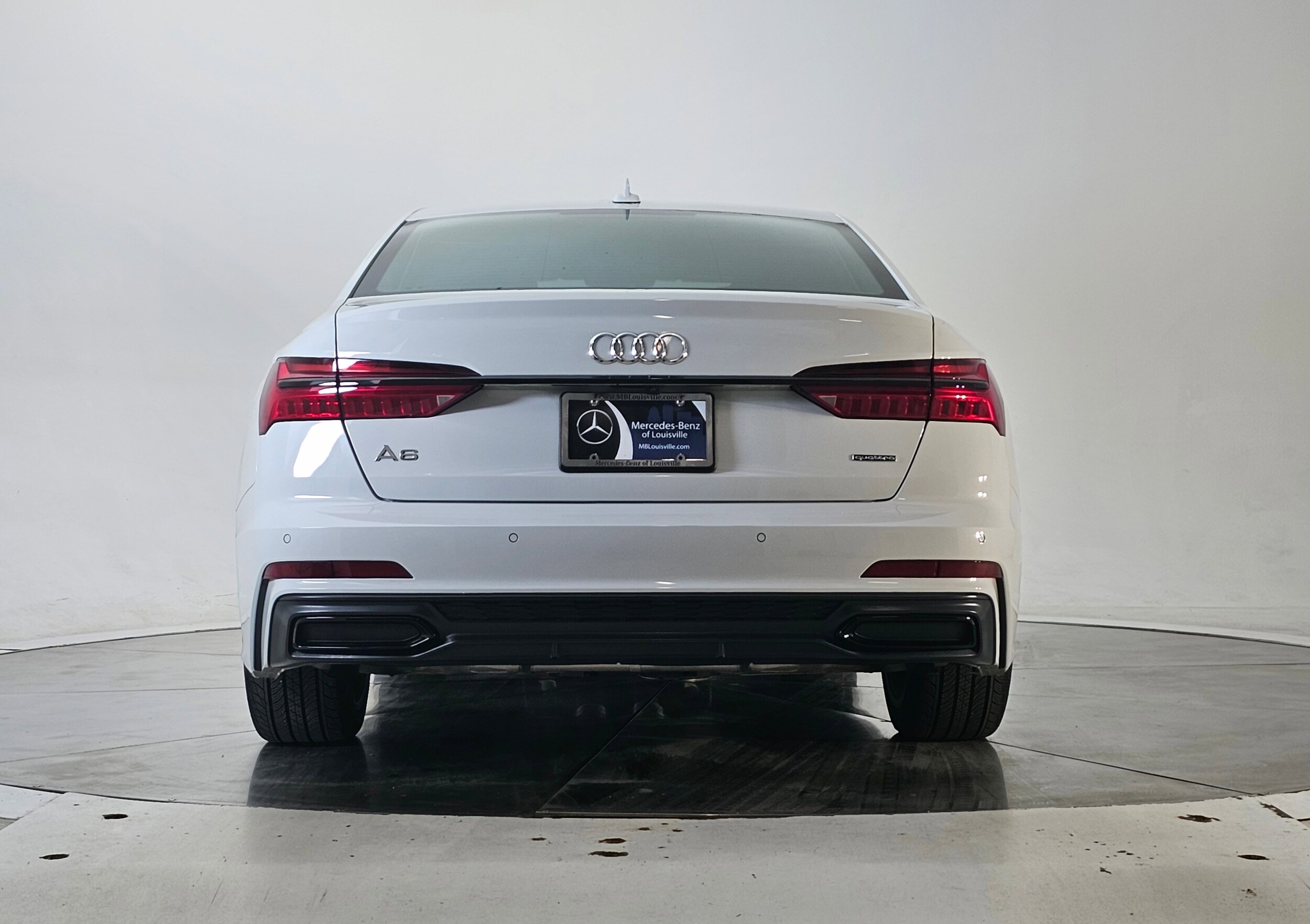 2023 Audi A6 Premium Plus Quattro photo 3