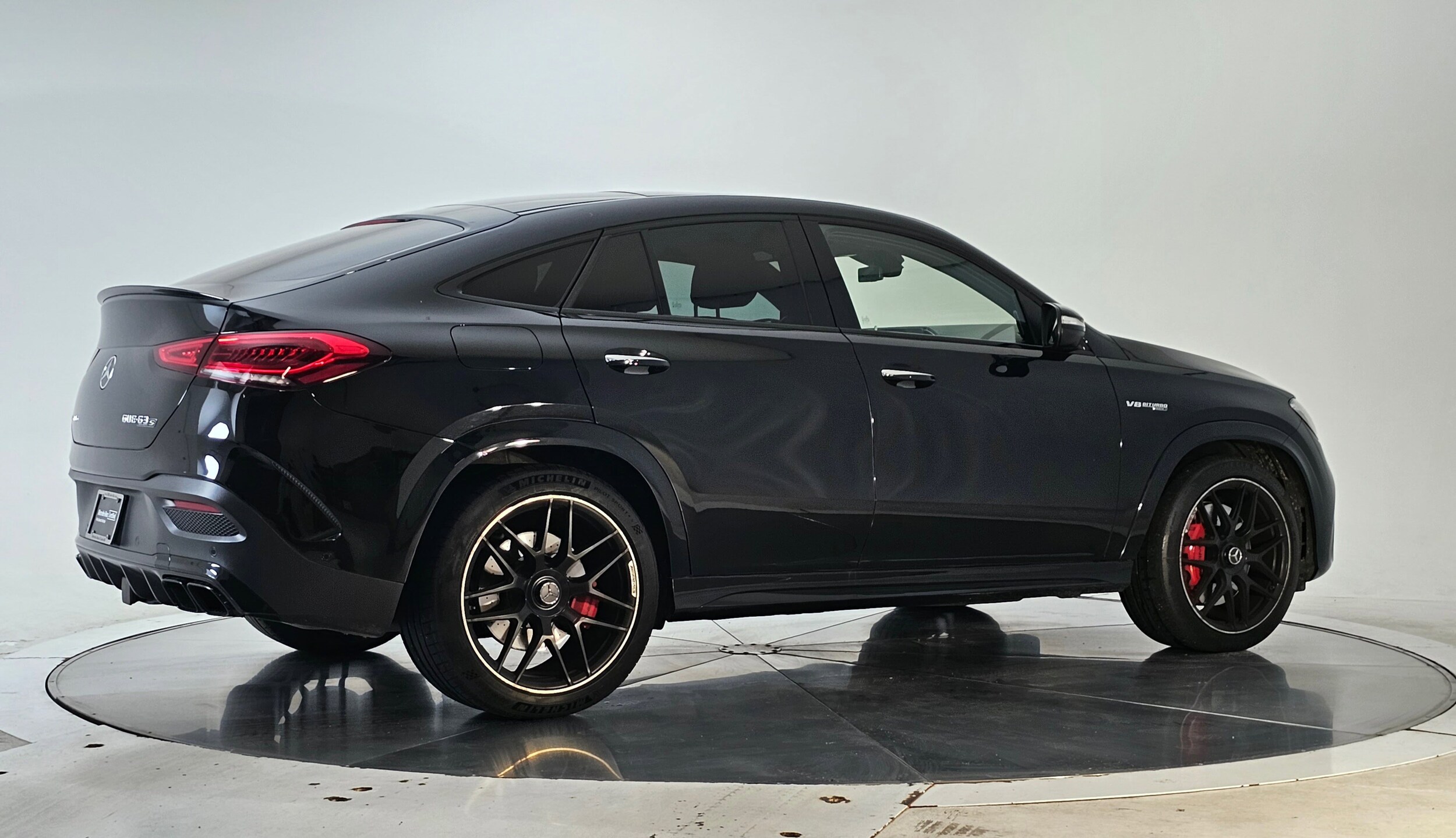2021 Mercedes Benz GLE AMG 63 S photo 2