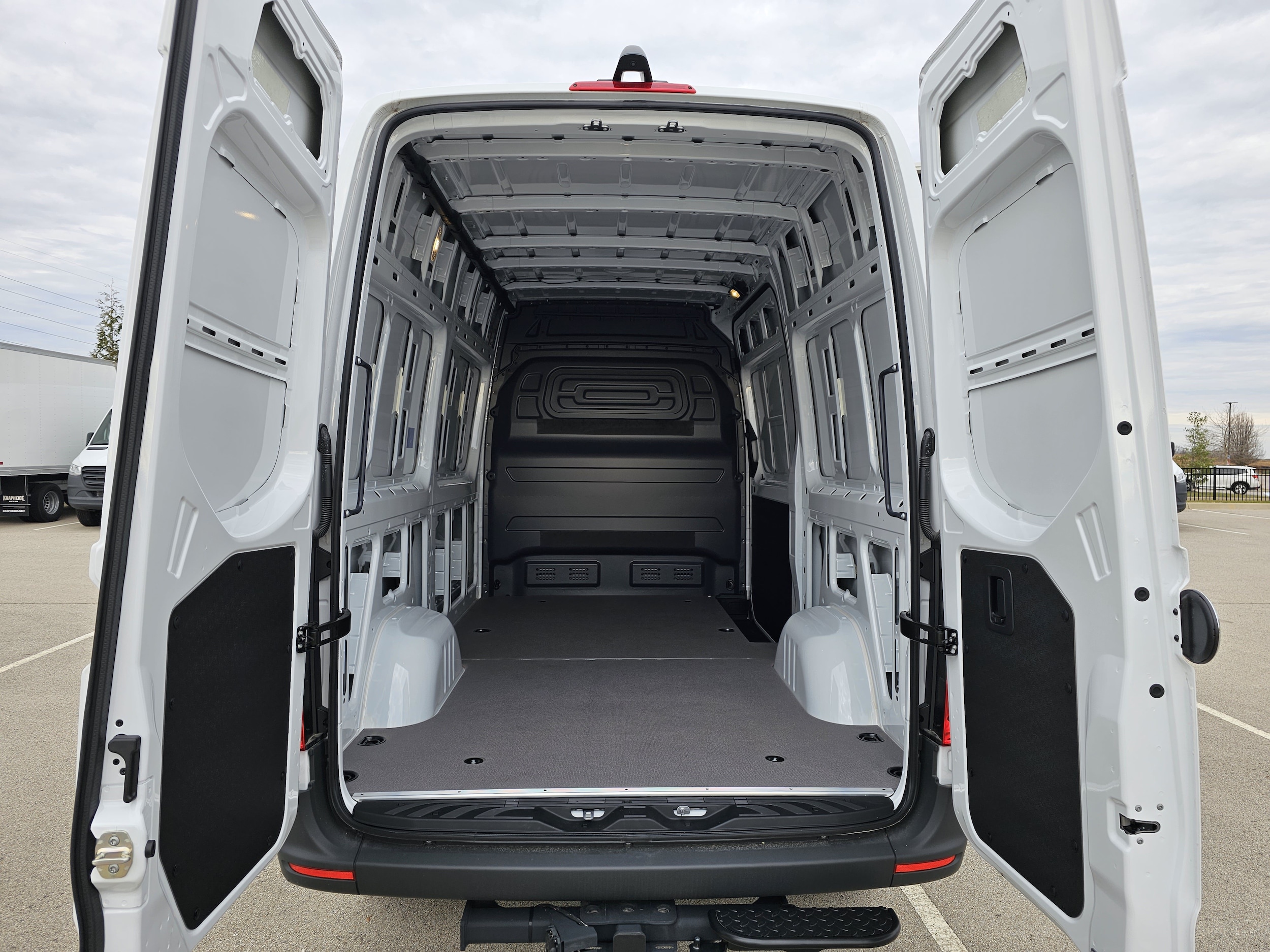 2025 Mercedes-Benz Sprinter Cargo Van Base - Photo 8