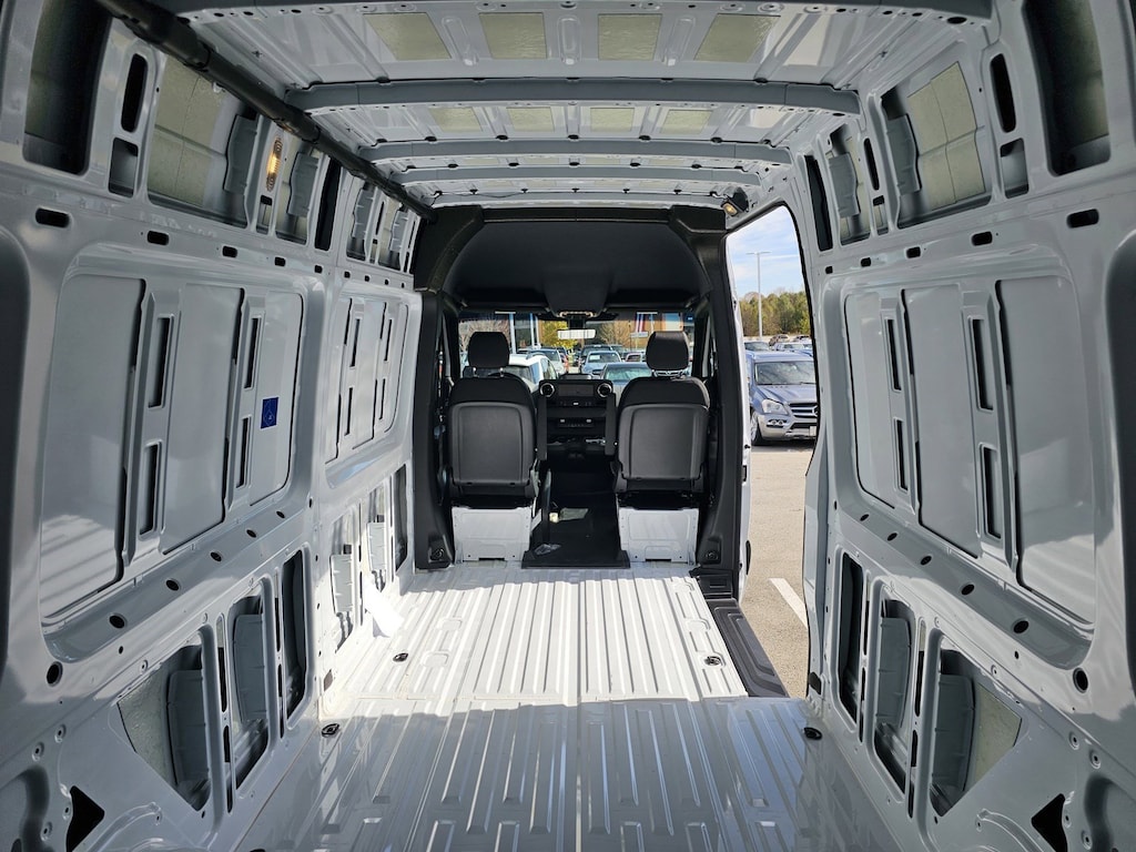 New 2025 Mercedes-Benz Sprinter 2500 Cargo 170 WB Van Extended Cargo Van