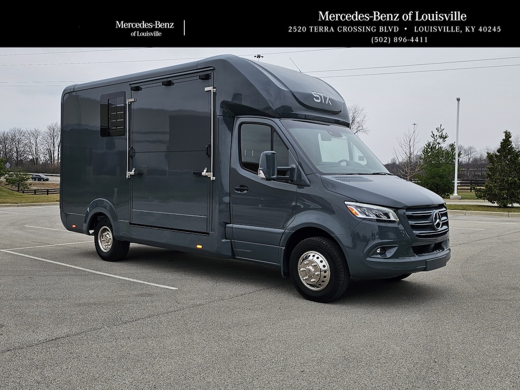 New 2024 Mercedes-Benz Sprinter Cab Chassis Cab Chassis 170 WB Truck 170" WB RWD