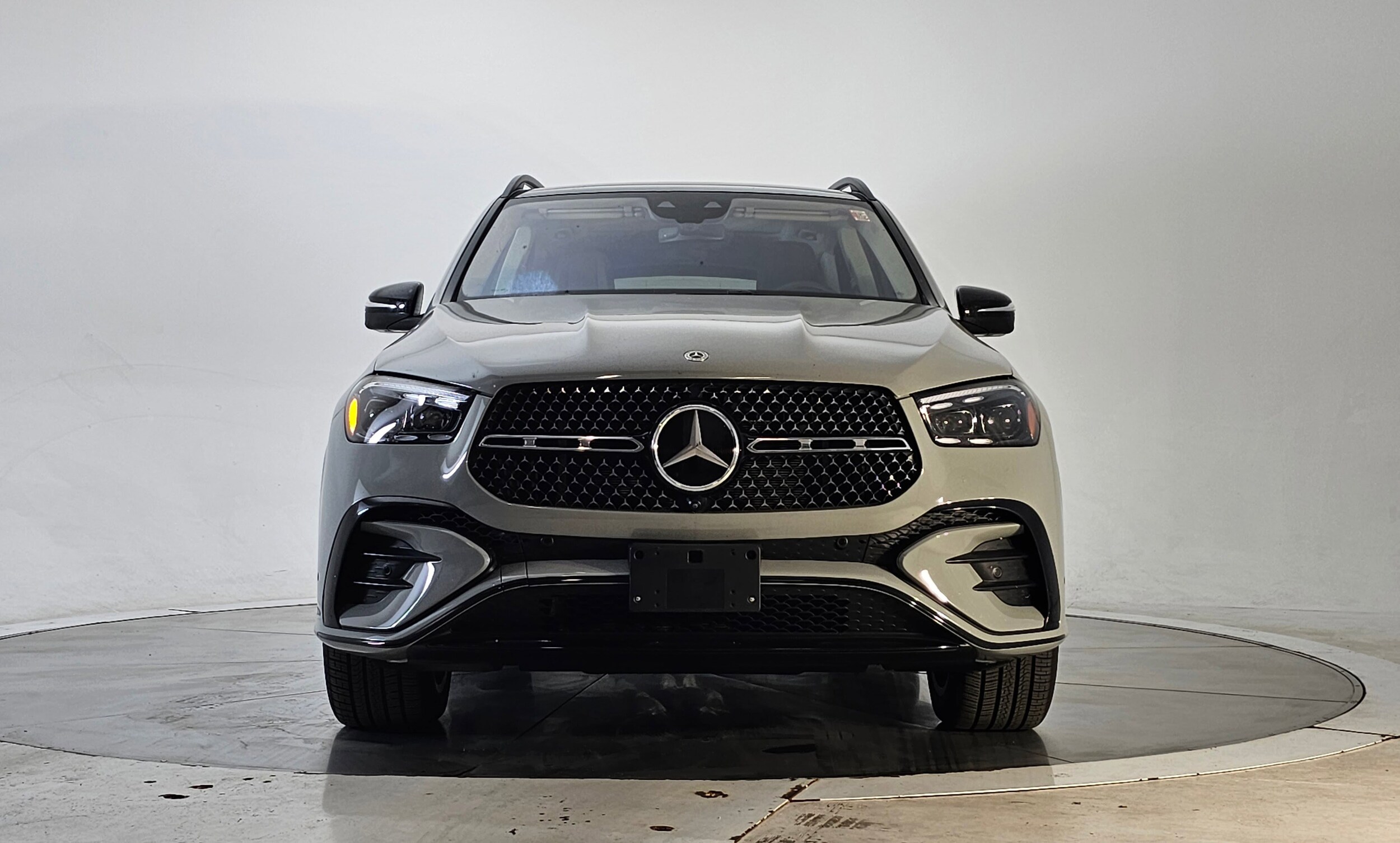2024 Mercedes Benz GLE 580 photo 2