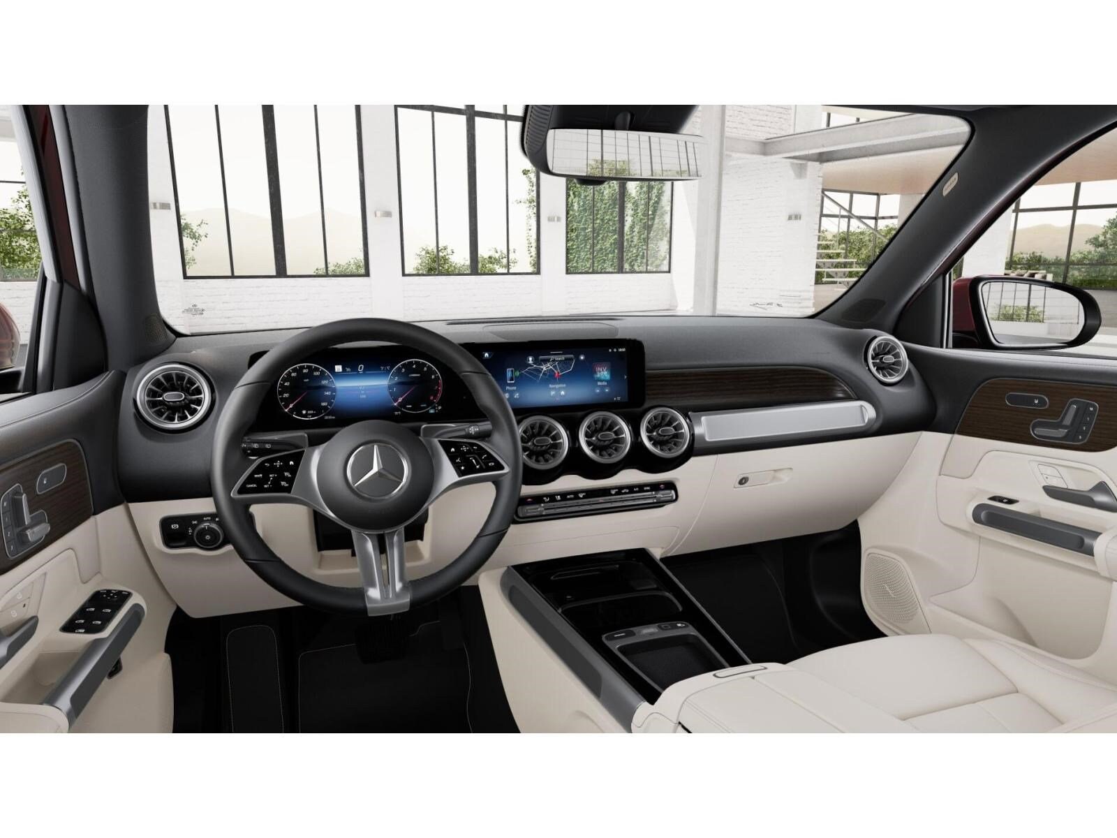 2026 Mercedes Benz GLB 250 4MATIC photo 3