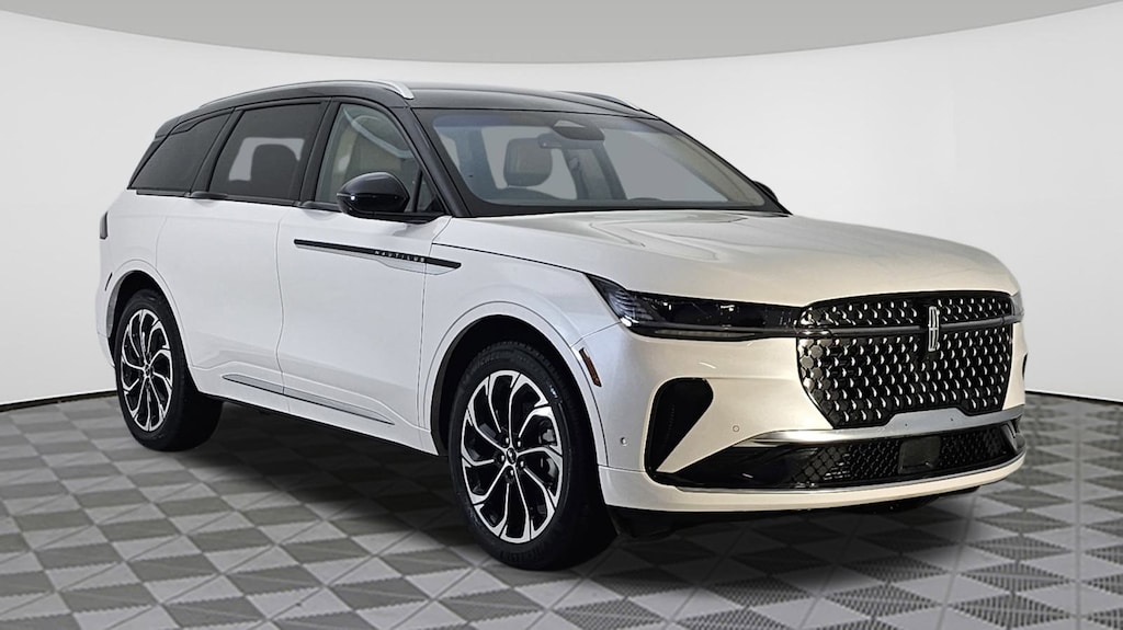 Used 2024 Lincoln Nautilus Reserve SUV
