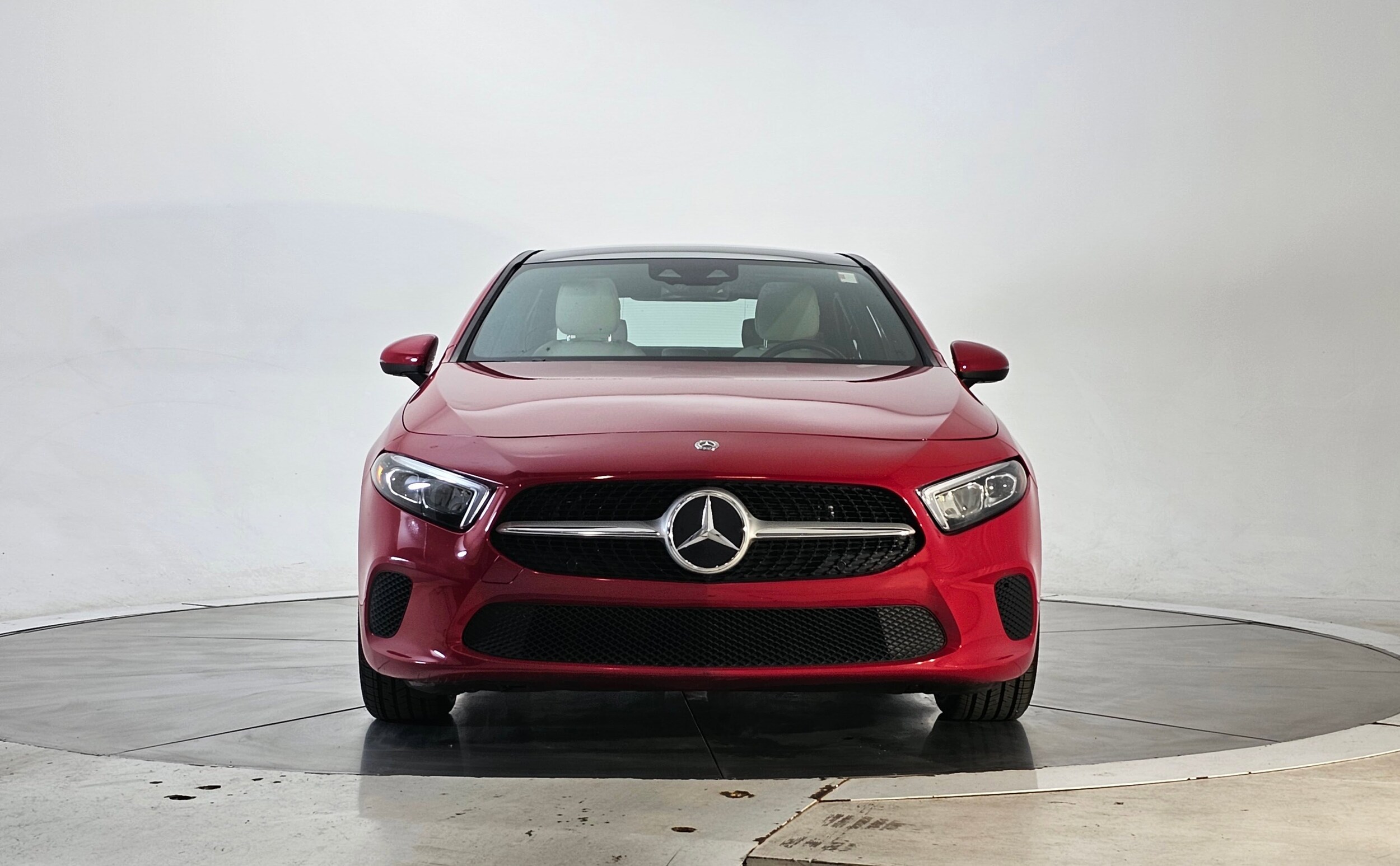 2020 Mercedes Benz A 220 4MATIC photo 4