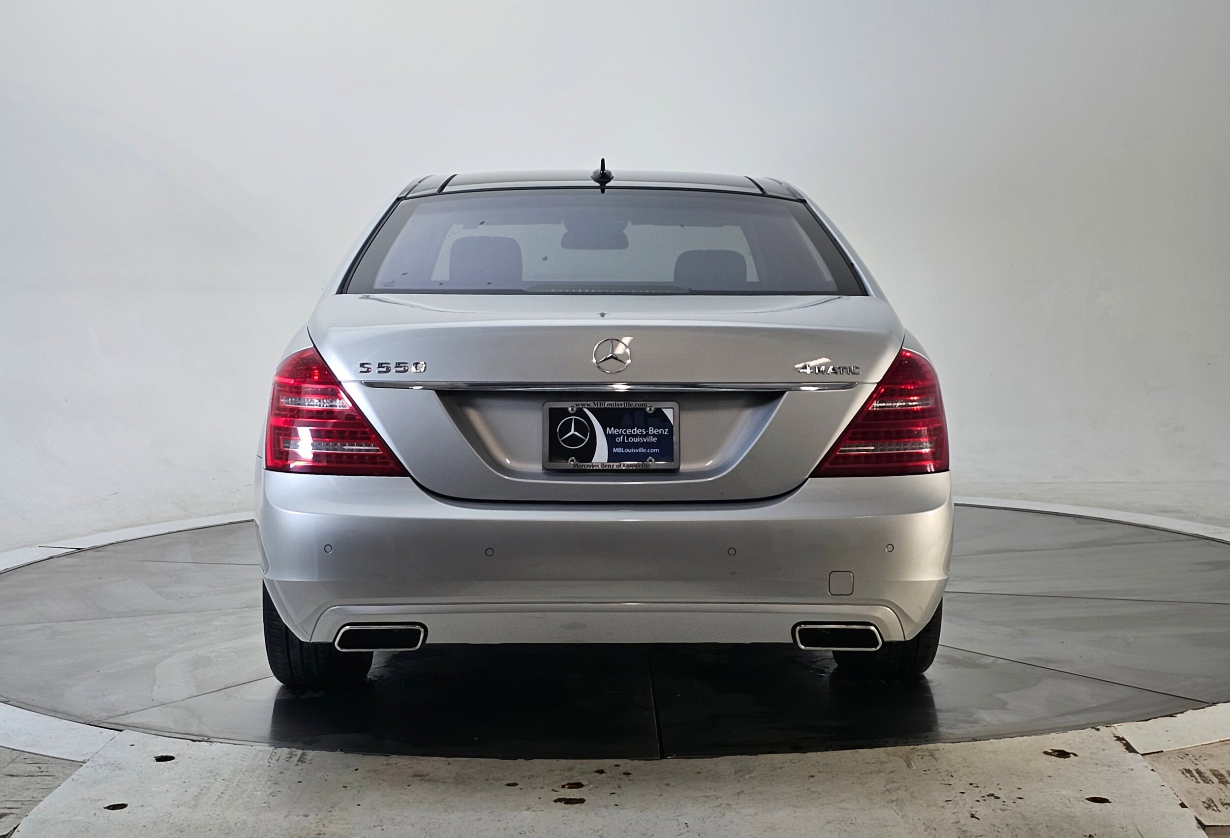 2011 Mercedes Benz S 550 4MATIC photo 4