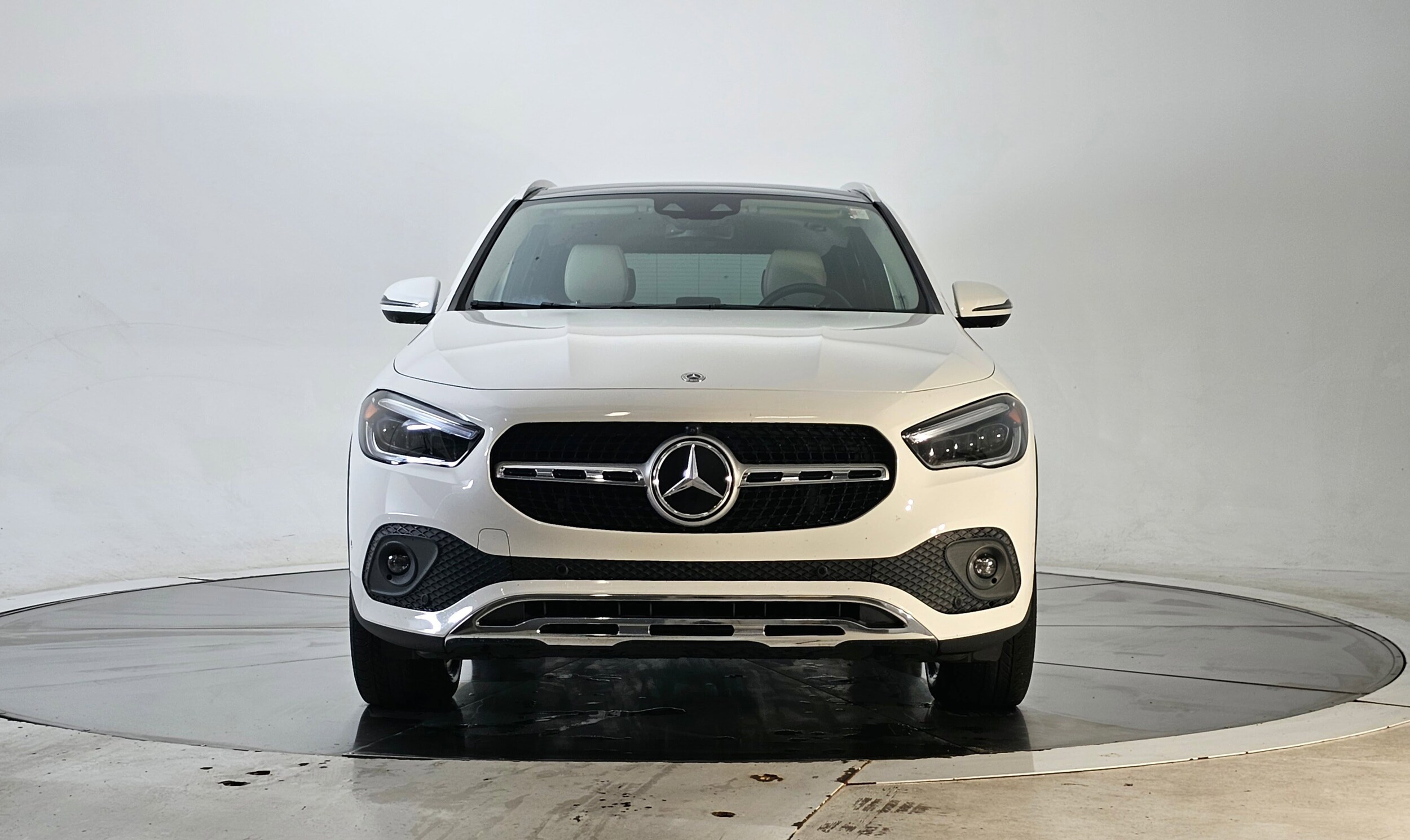2023 Mercedes Benz GLA 250 4MATIC photo 3
