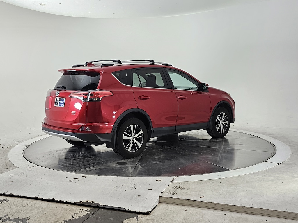 Used 2016 Toyota RAV4 XLE SUV