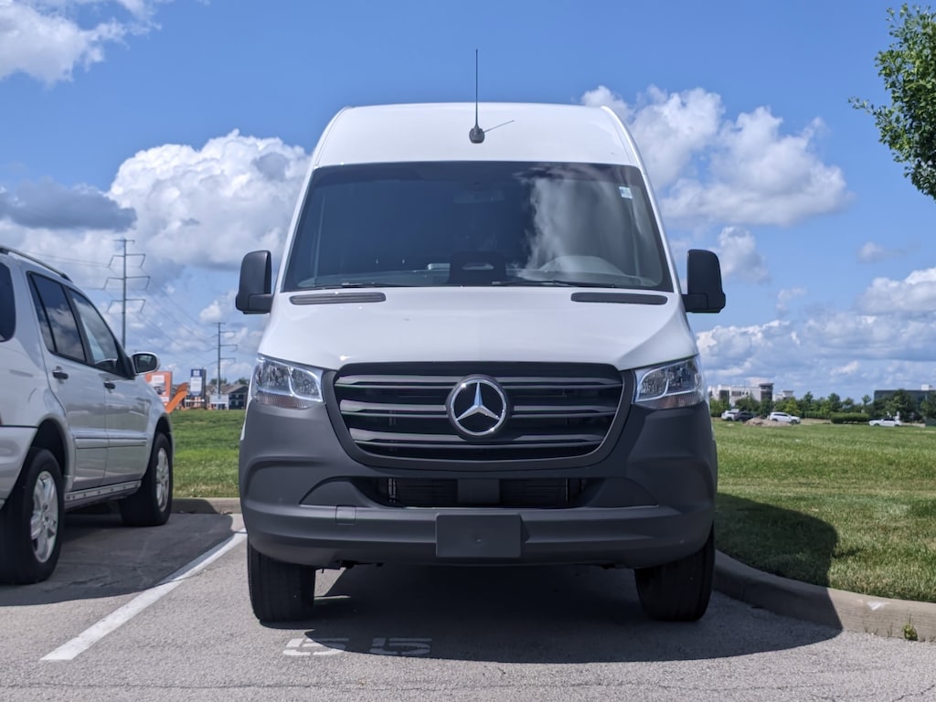 New 2025 Mercedes-Benz Sprinter 2500 Cargo 170 WB Van Cargo Van