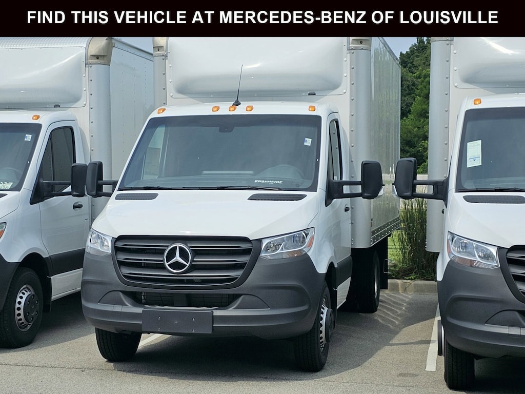 New 2024 Mercedes-Benz Sprinter 4500 Chassis Standard Roof Truck