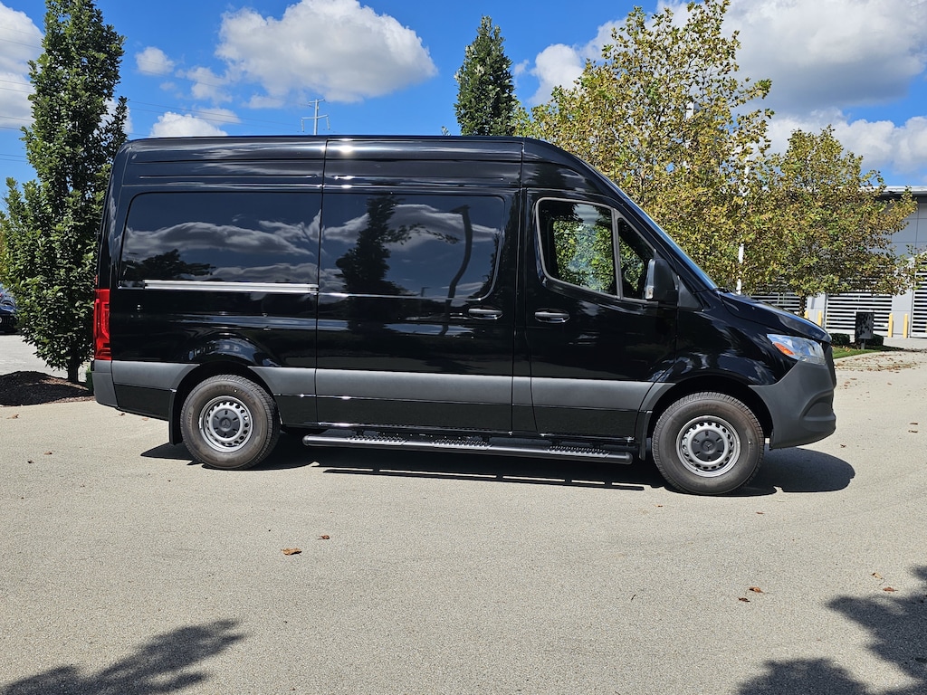 New 2024 Mercedes-Benz Sprinter 2500 Crew 144 WB Van
