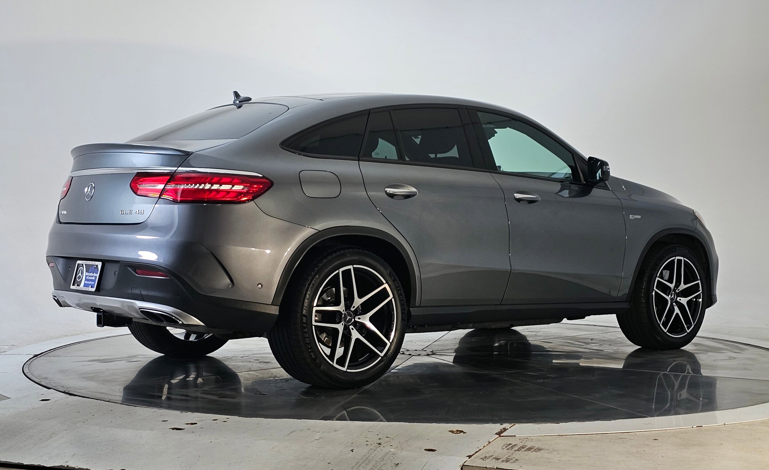2018 Mercedes Benz GLE AMG 43 4MATIC photo 2