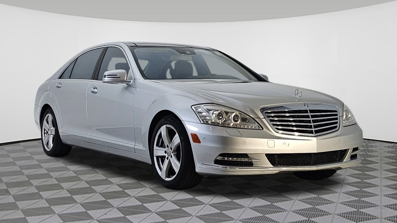 2011 Mercedes-Benz S-Class