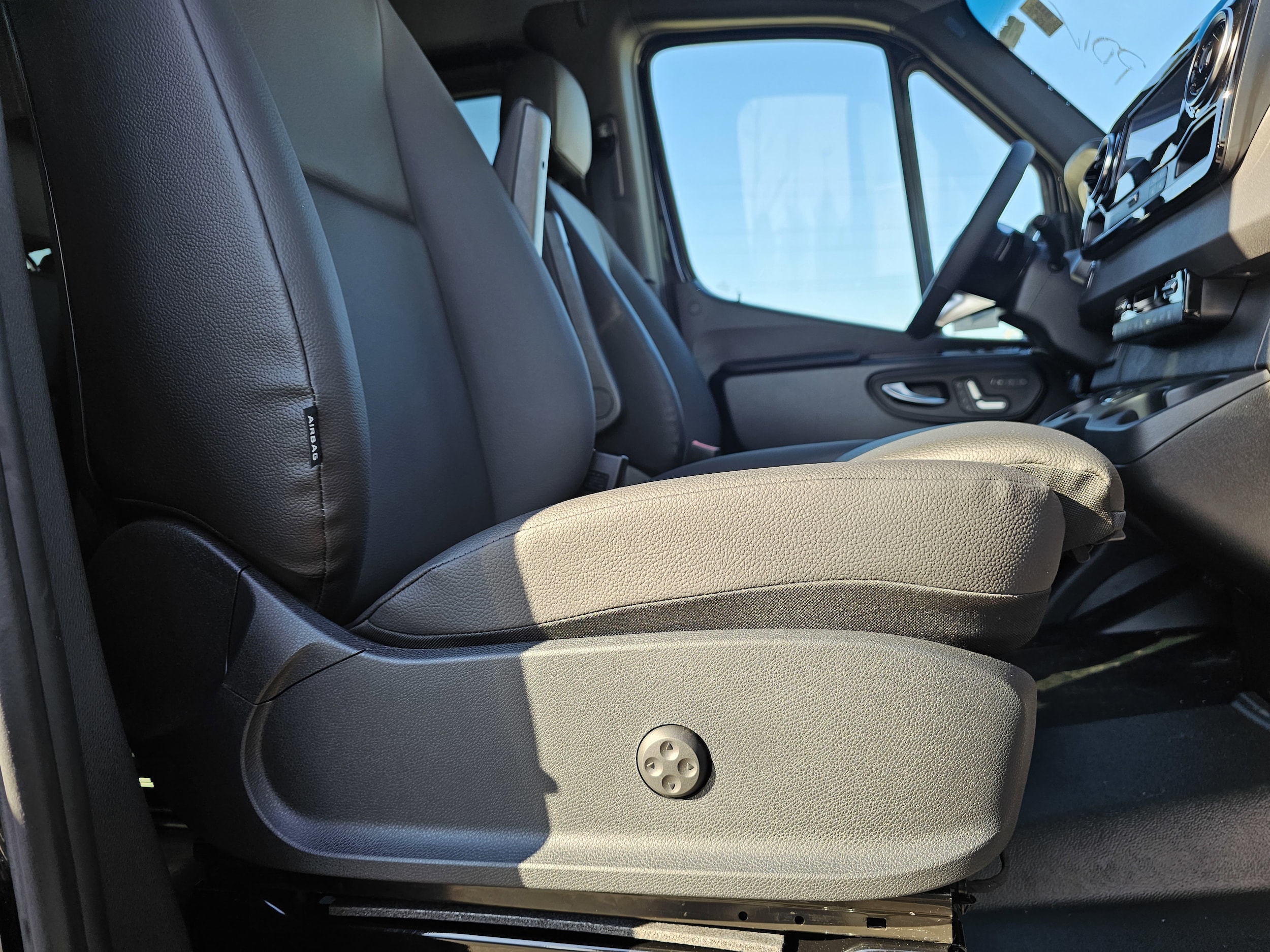 2025 Mercedes-Benz Sprinter Passenger Van Base - Photo 18