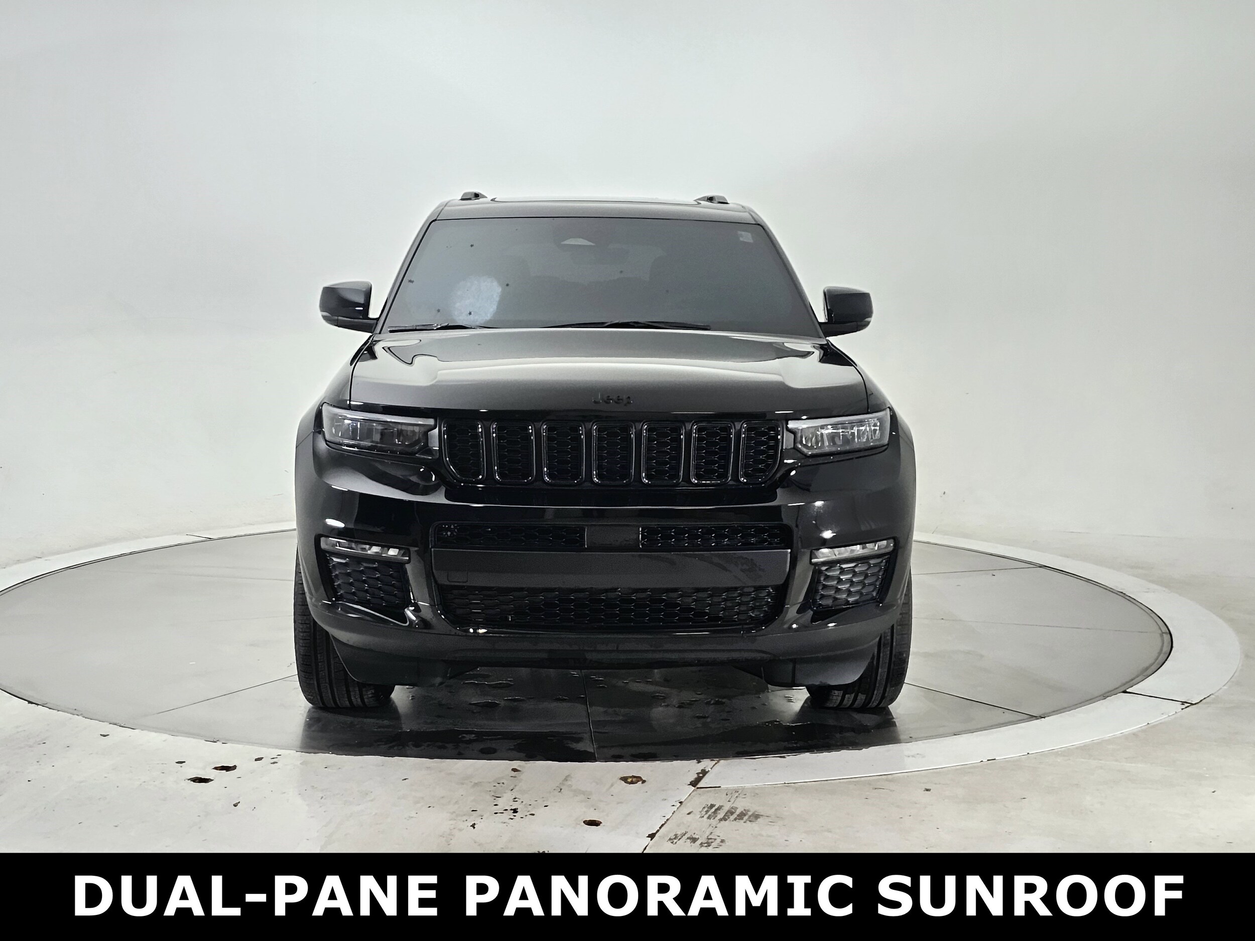 2025 Jeep Grand Cherokee Limited photo 4