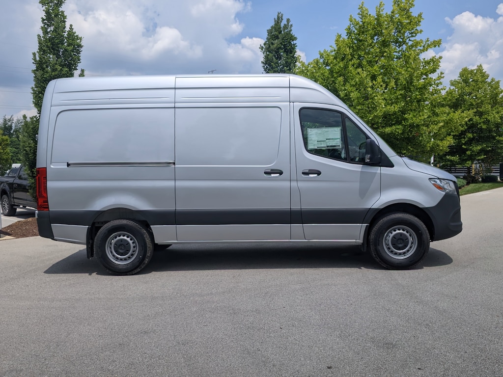 New 2024 Mercedes-Benz Sprinter 2500 Crew 144 WB Van