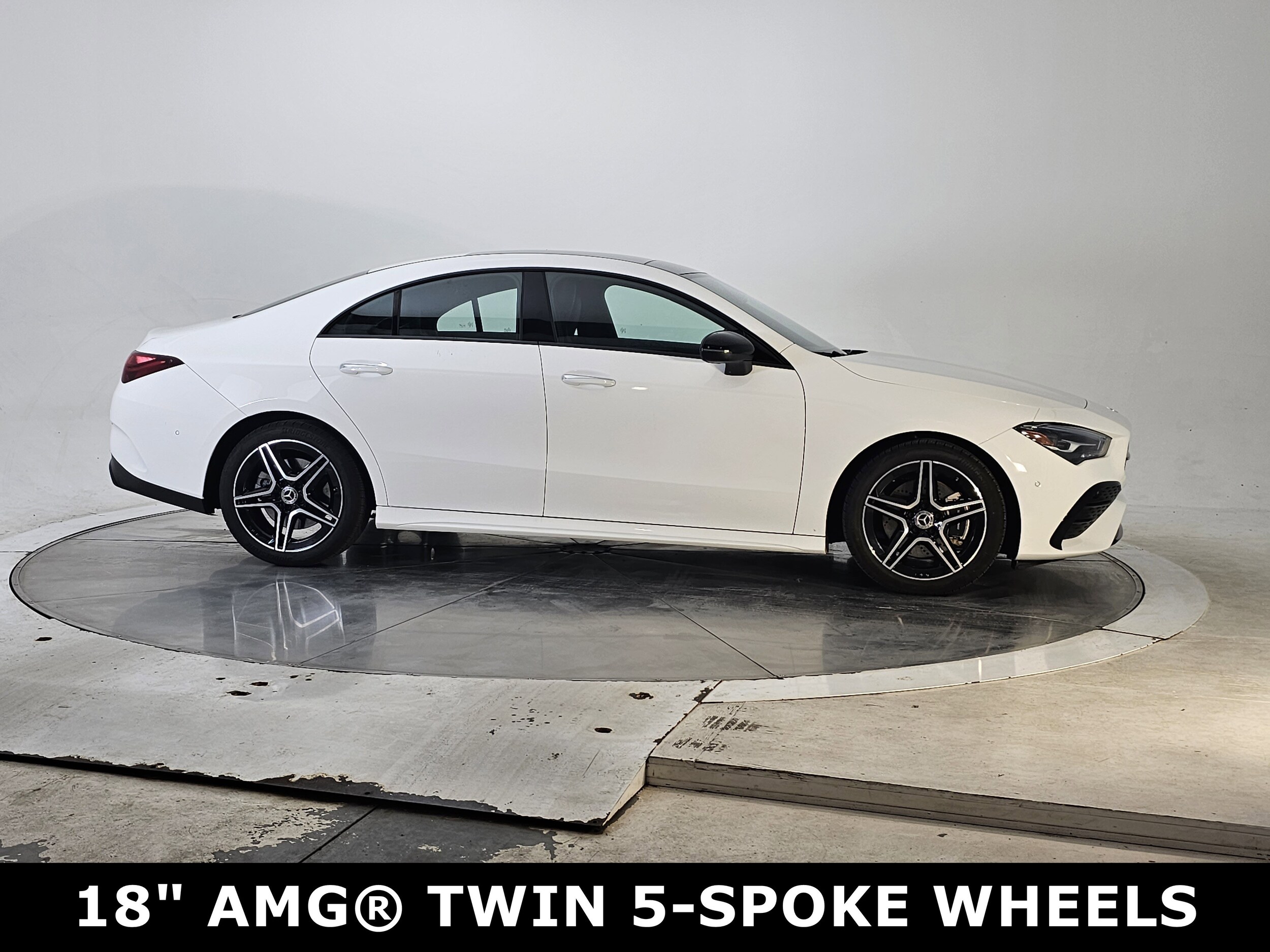 2024 Mercedes Benz CLA 250 4MATIC photo 3