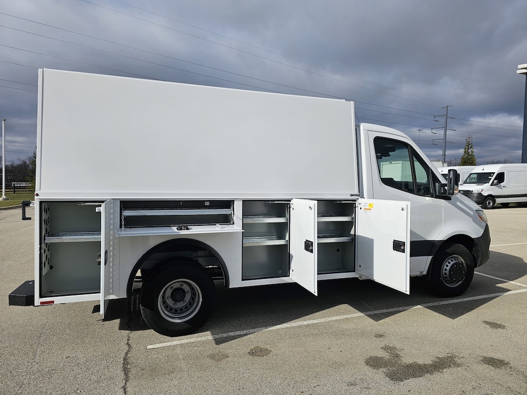 New 2024 Mercedes-Benz Sprinter 4500 Chassis Standard Roof Truck
