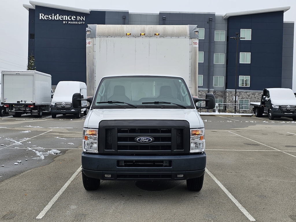 Used 2019 Ford E-350 Cutaway Base Truck