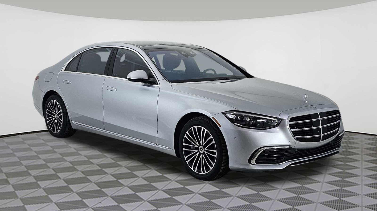 2024 Mercedes-Benz S-Class S 580's photo