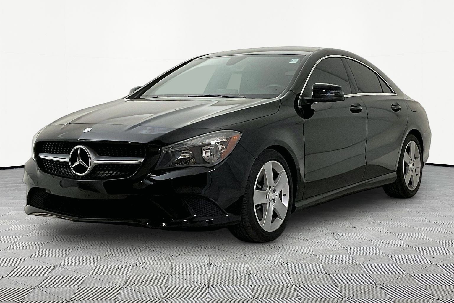 2015 Mercedes-Benz CLA CLA250 4MATIC's photo
