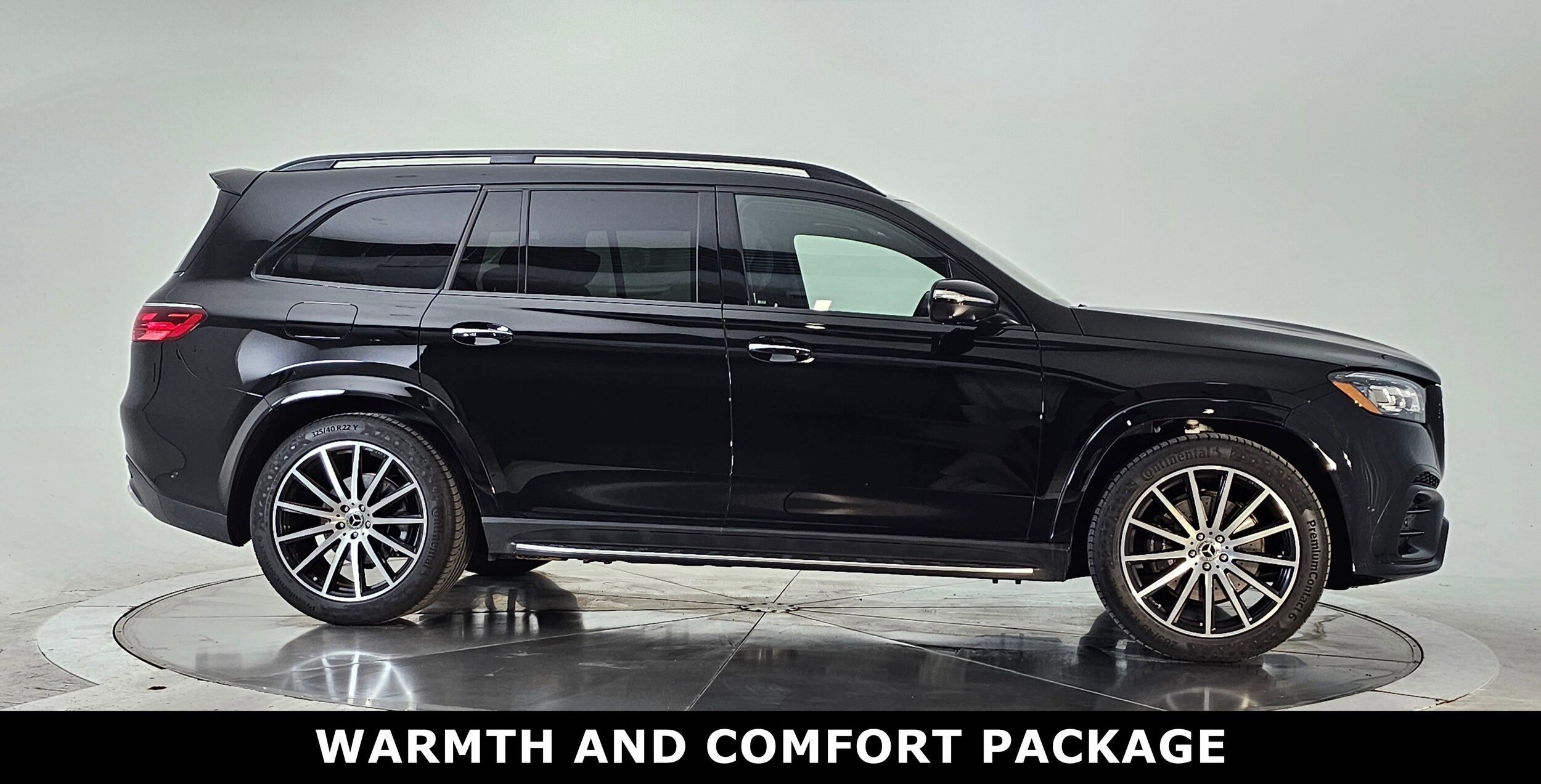 2025 Mercedes Benz GLS 450 4MATIC photo 2