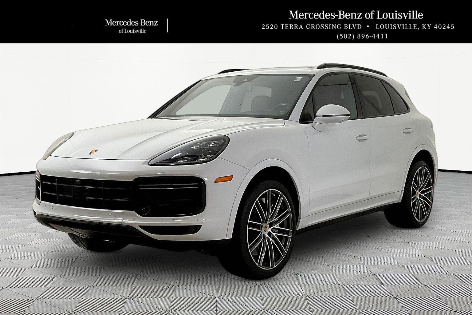 2022 Porsche Cayenne Turbo's photo