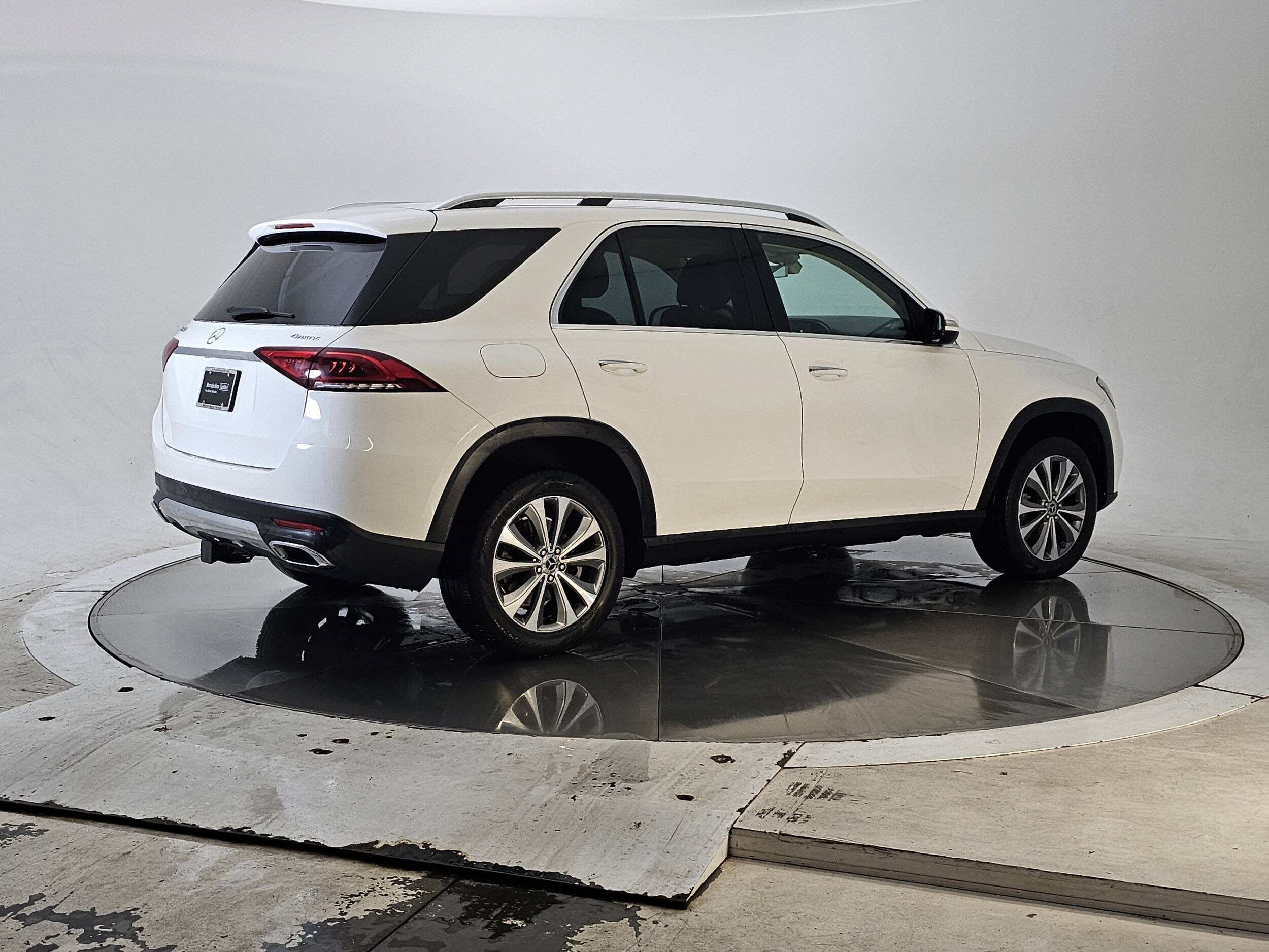 2020 Mercedes Benz GLE 350 4MATIC photo 2