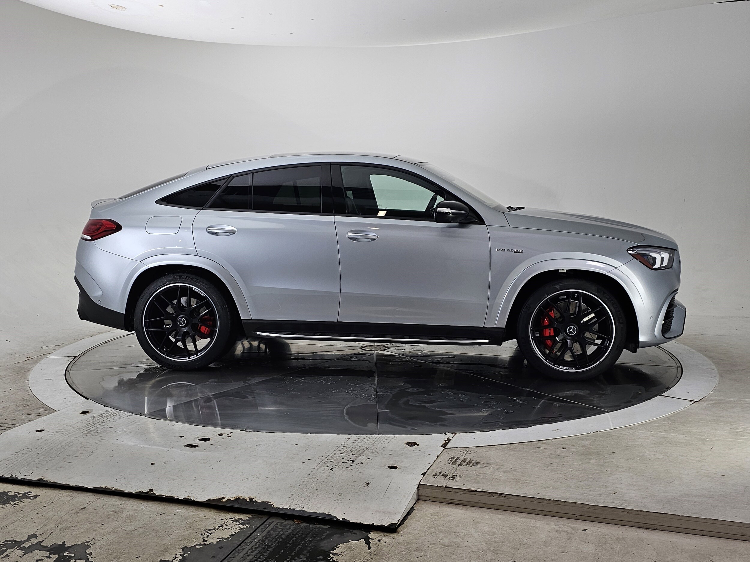 2022 Mercedes Benz GLE AMG 63 S 4MATIC photo 3