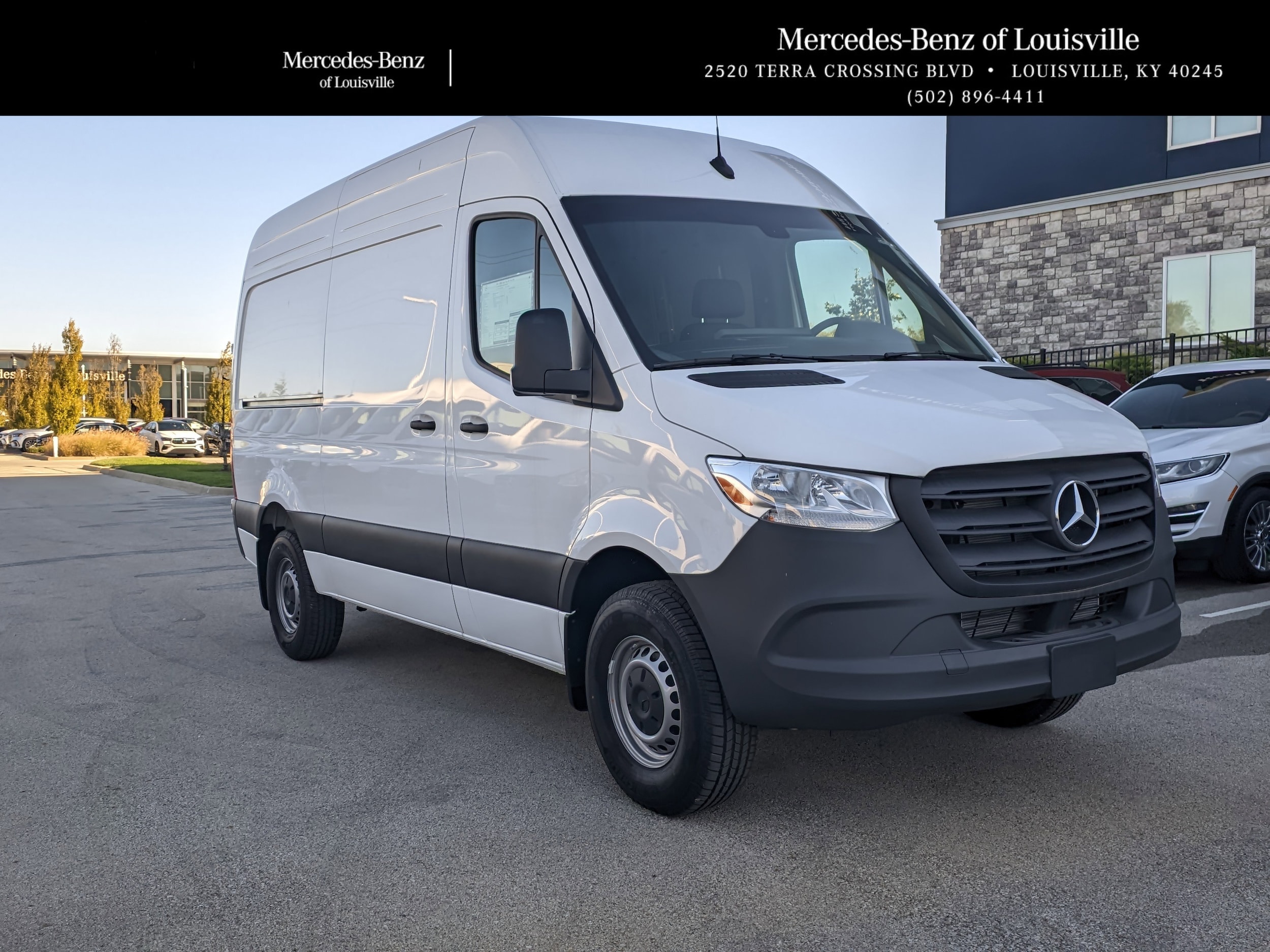 2024 Mercedes-Benz Sprinter 2500 144 WB's photo