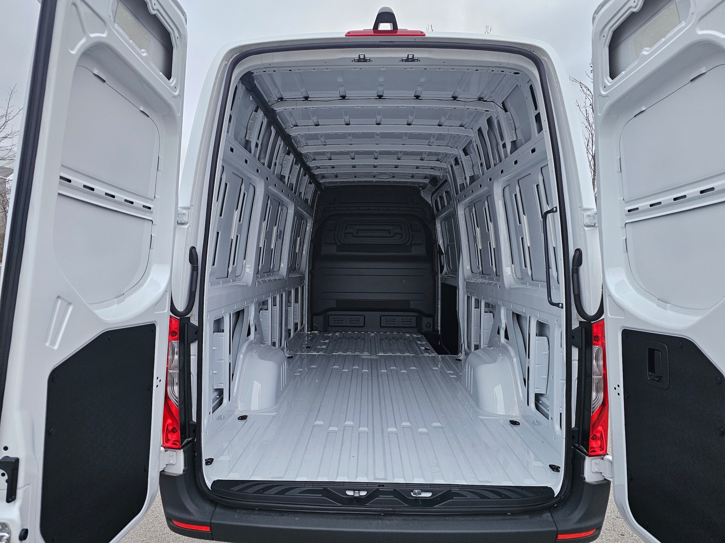 2025 Mercedes-Benz Sprinter Cargo Van Base - Photo 15
