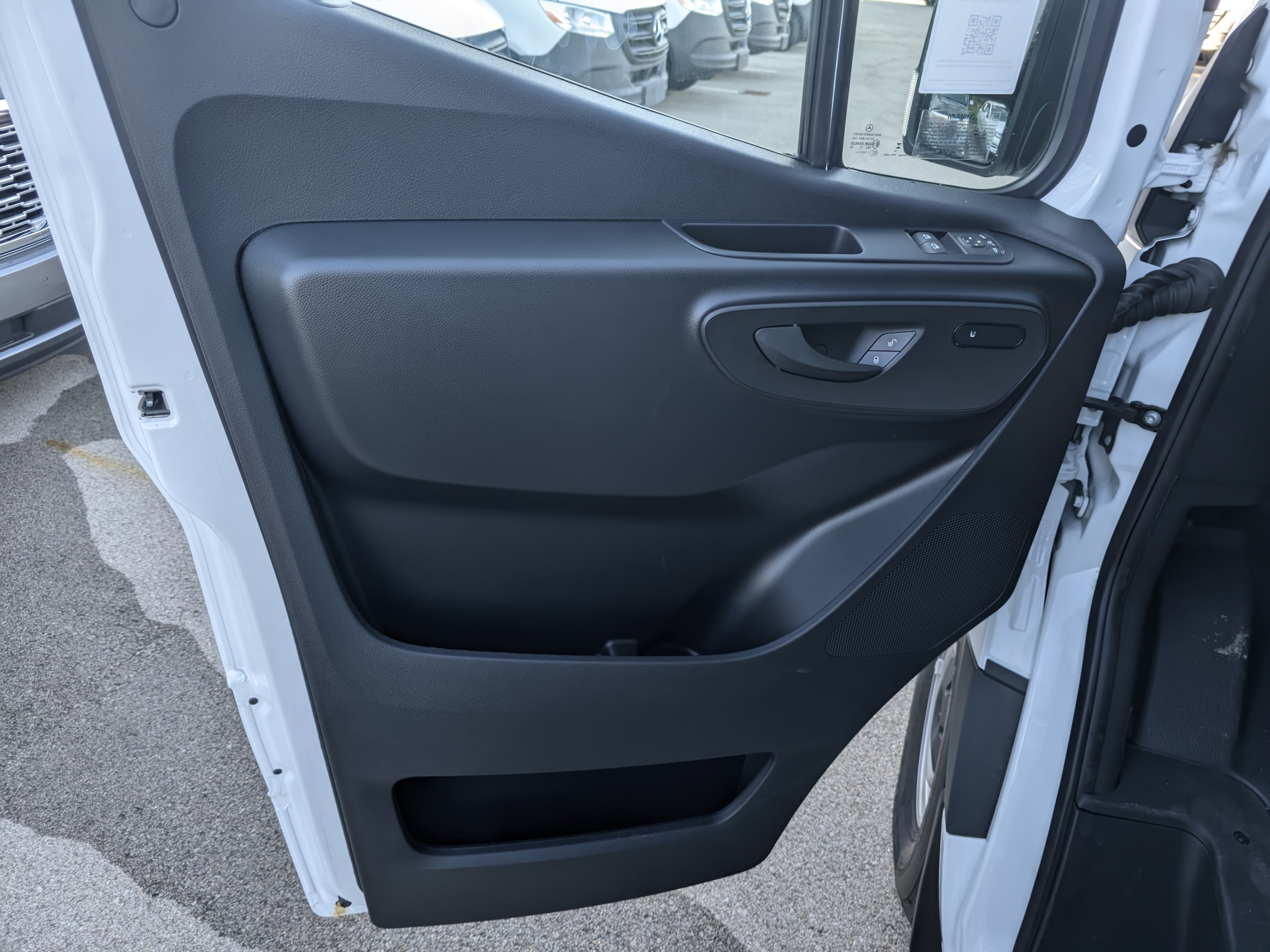 2024 Mercedes-Benz Sprinter Cargo Van Base - Photo 15