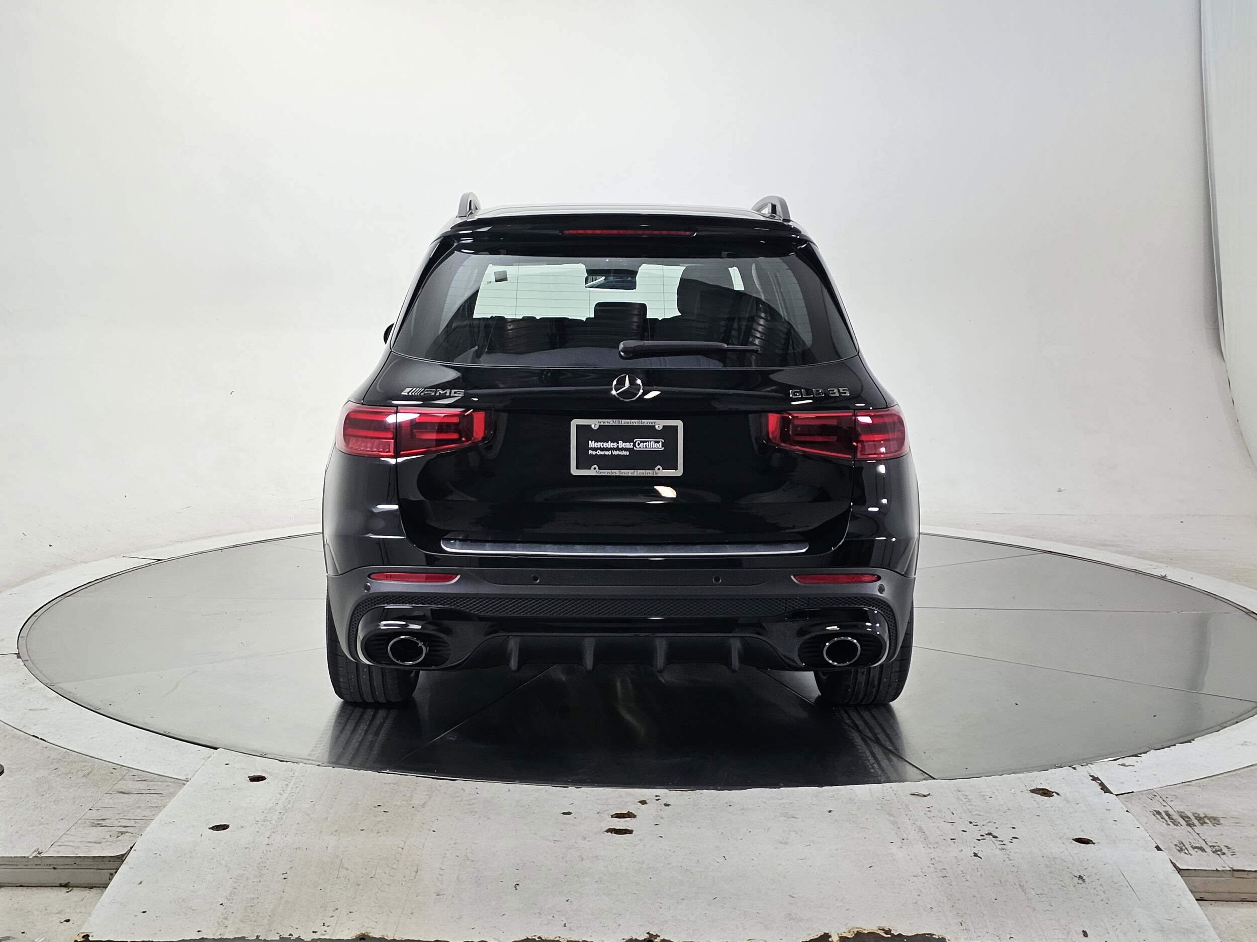 2025 Mercedes Benz GLB AMG 35 4MATIC photo 4