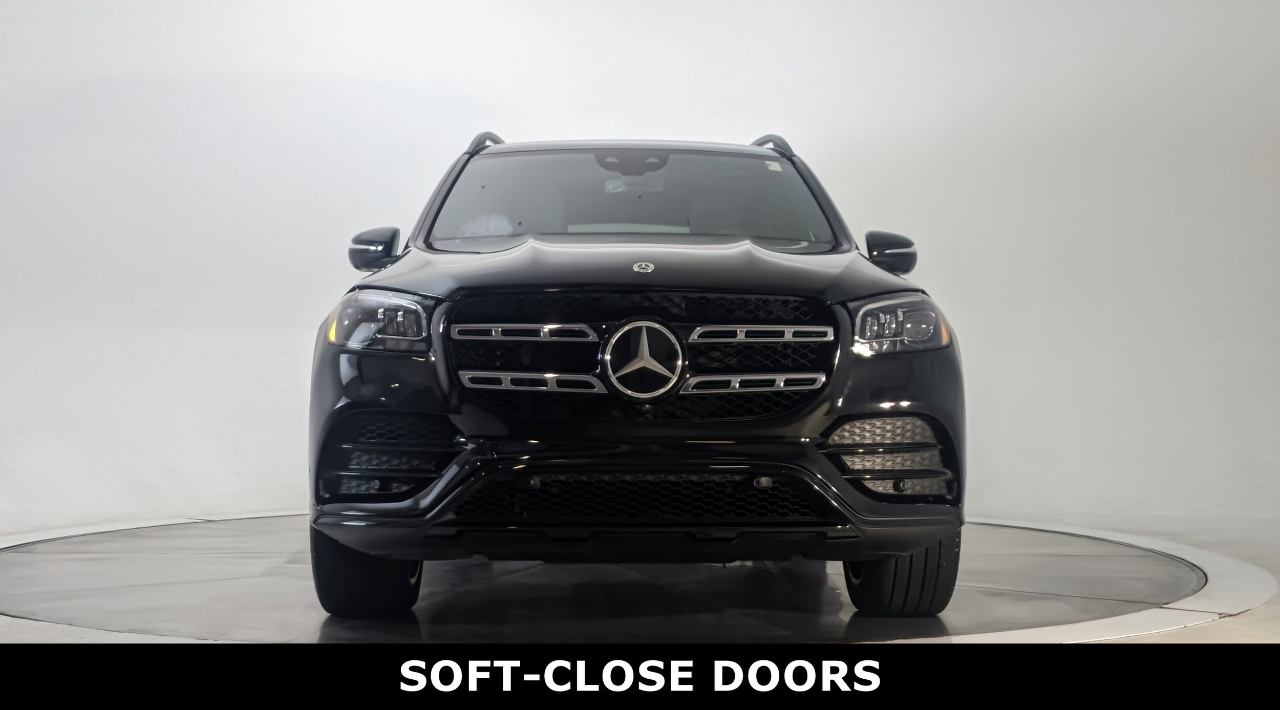 2022 Mercedes Benz GLS 450 4MATIC photo 3