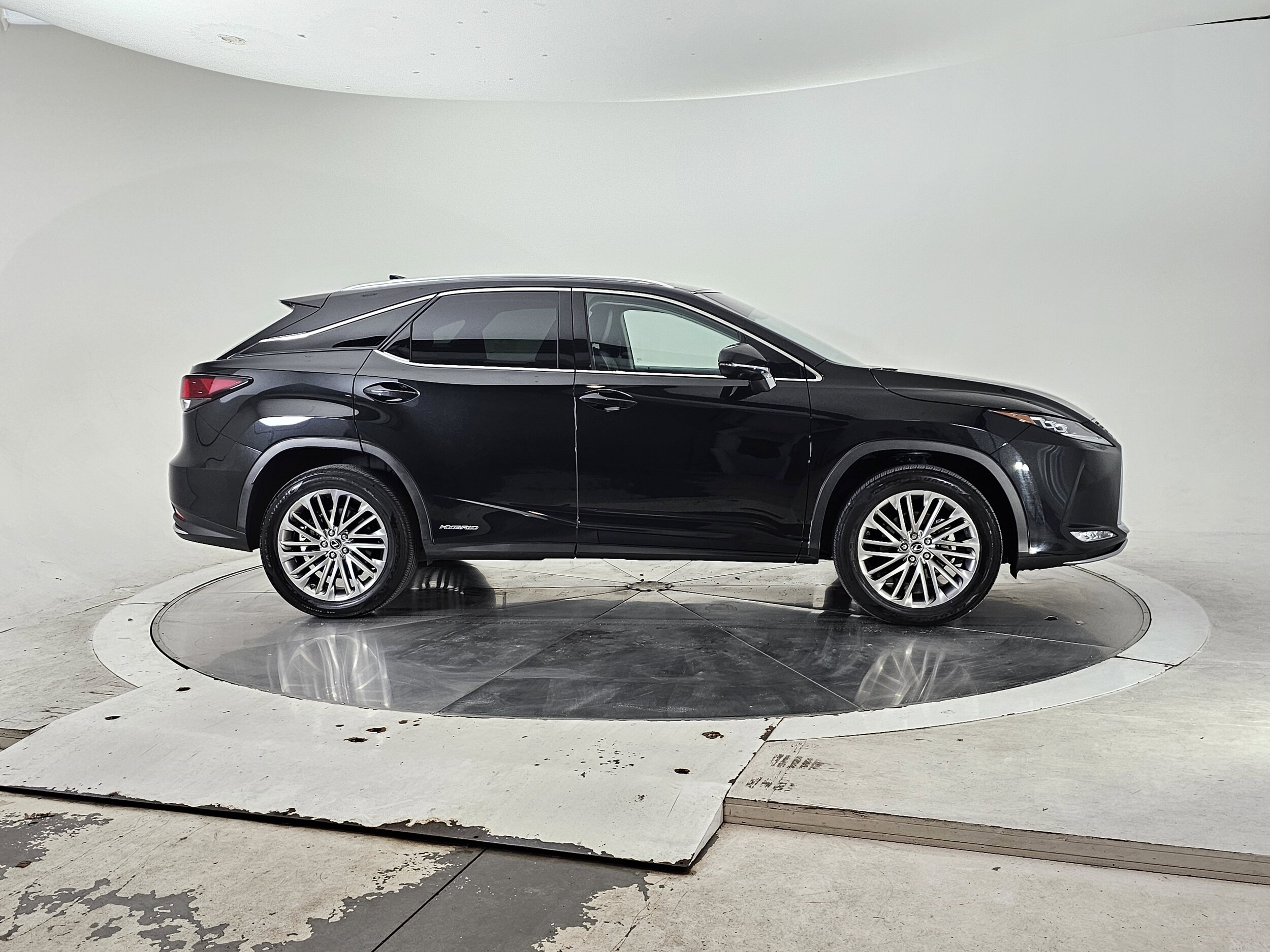 2021 Lexus RX 450h photo 2