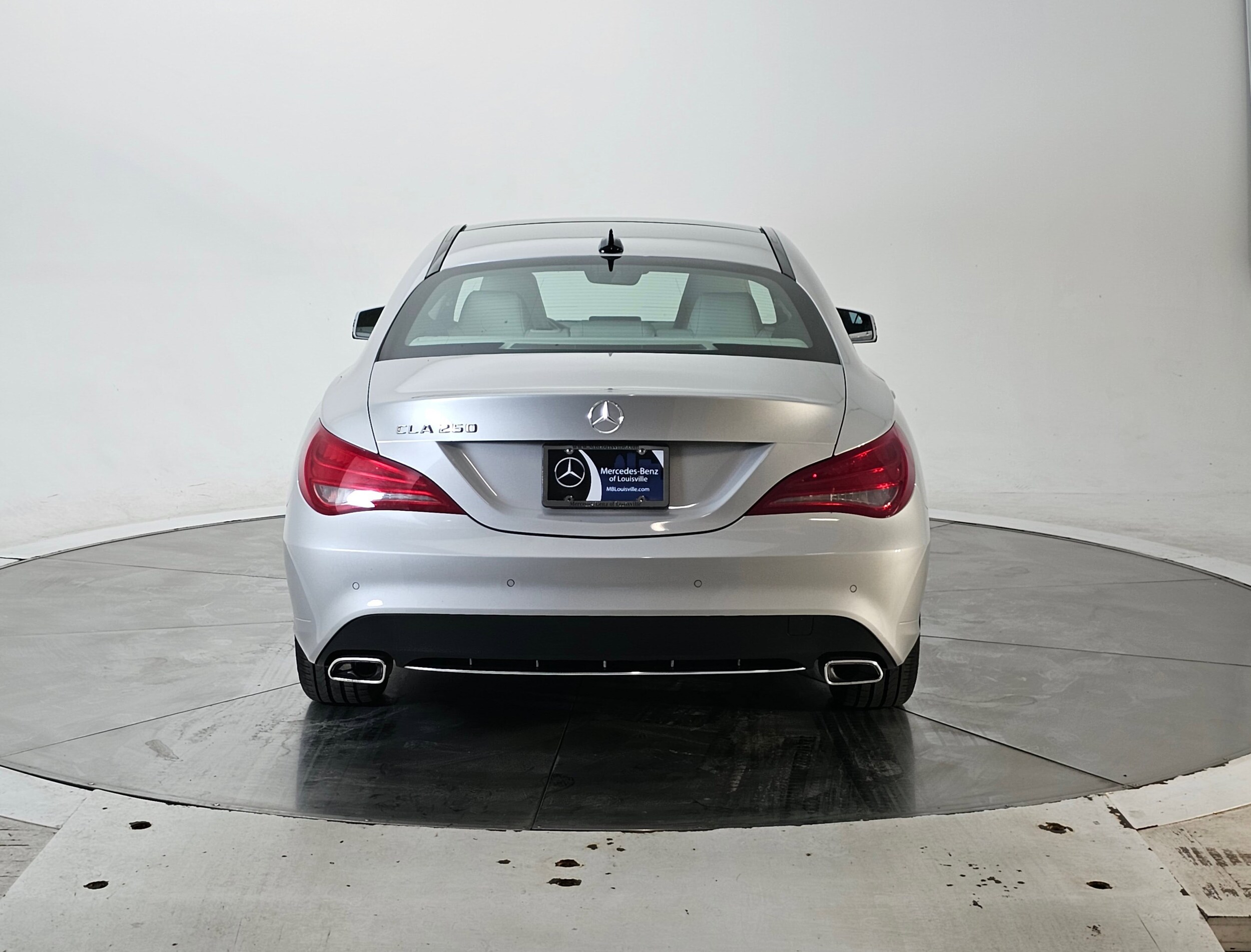 2015 Mercedes Benz CLA 250 photo 3