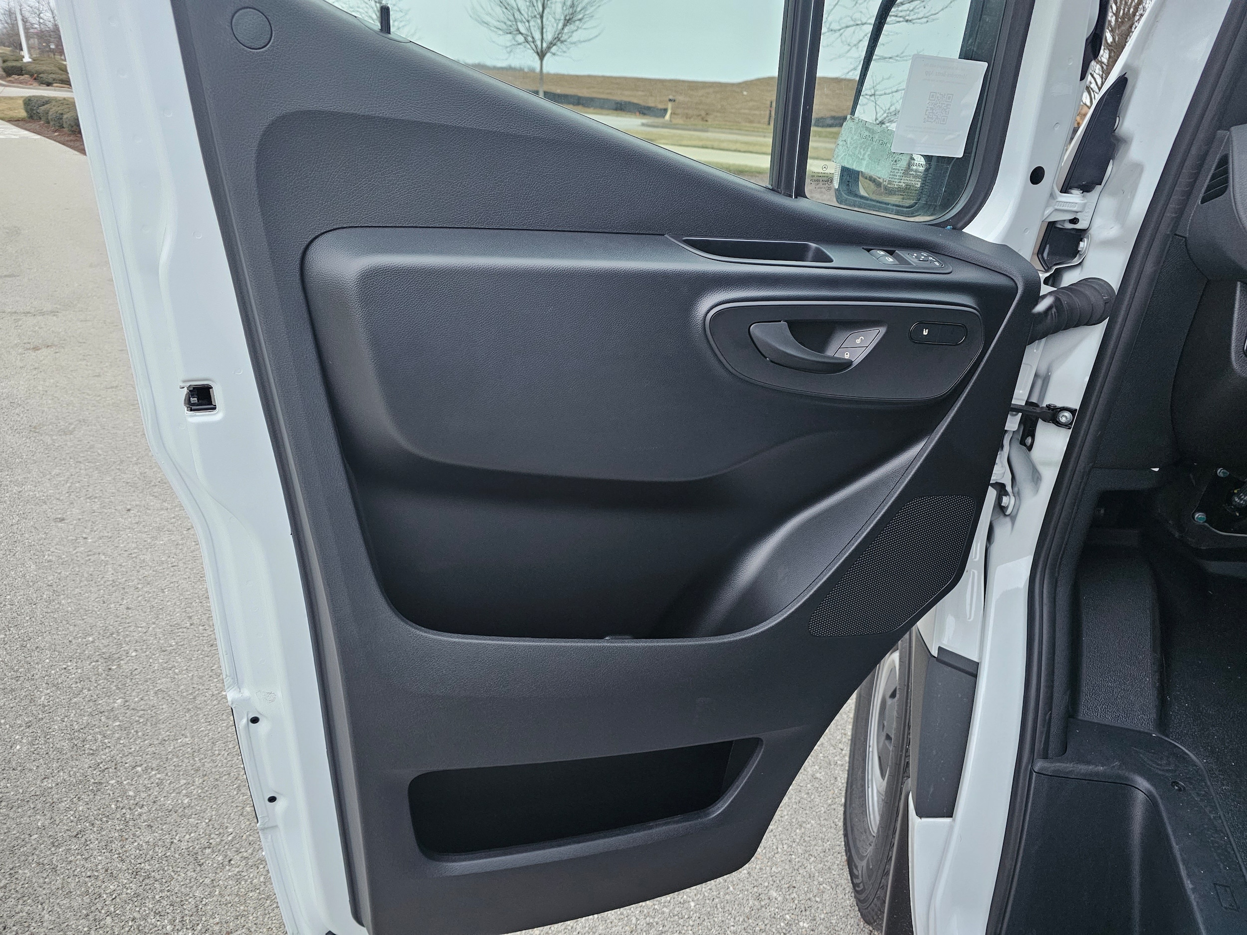 2025 Mercedes-Benz Sprinter Cargo Van Base - Photo 10