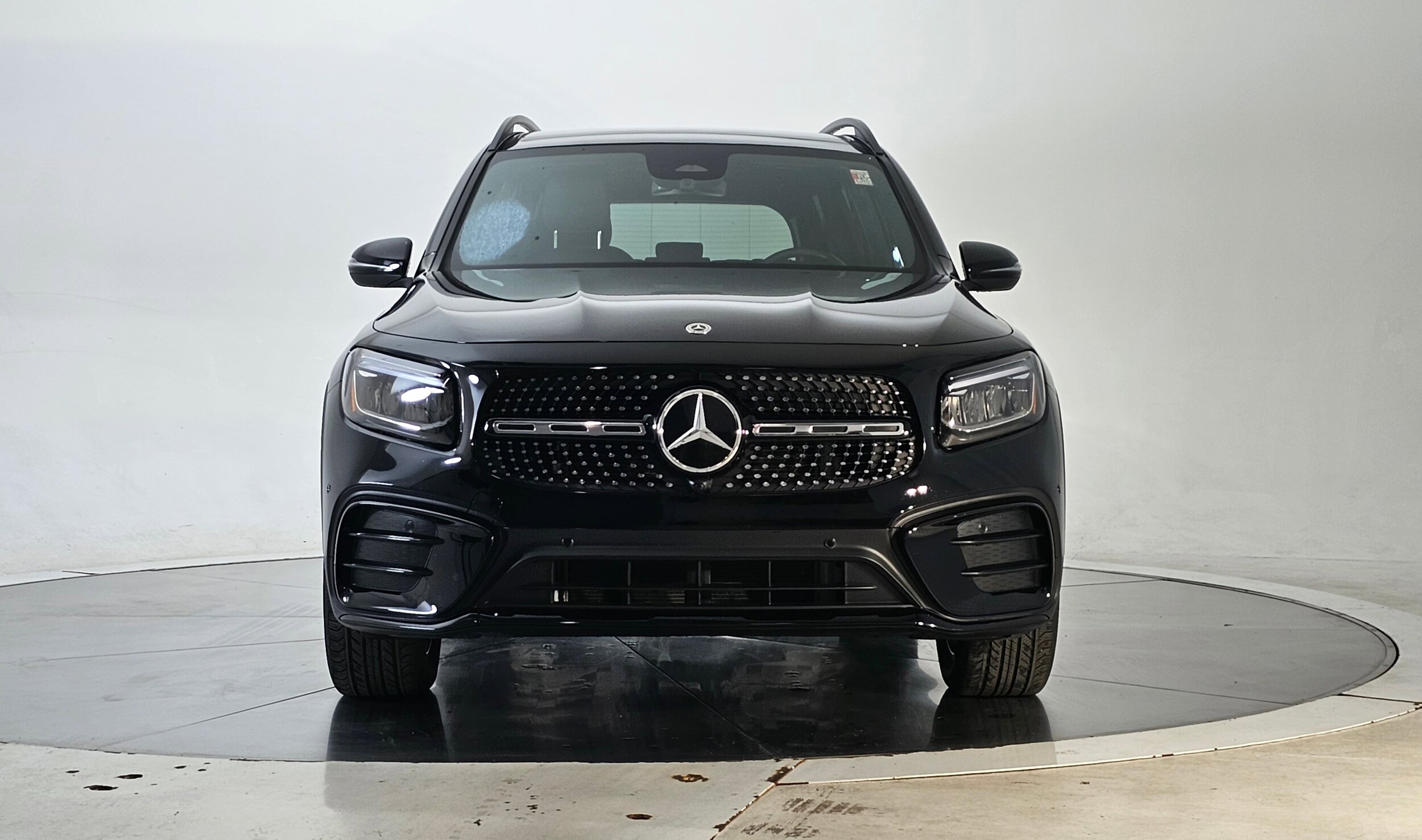 2024 Mercedes Benz GLB 250 4MATIC photo 3