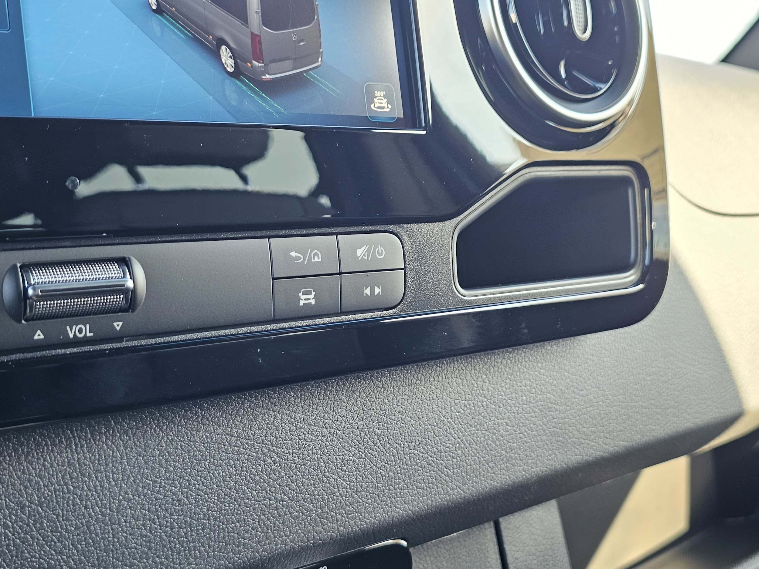 2025 Mercedes-Benz Sprinter Passenger Van Base - Photo 36